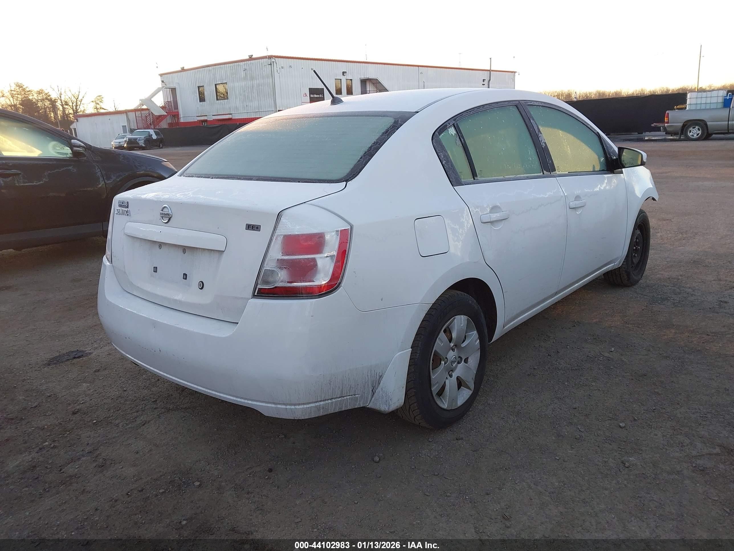 NISSAN SENTRA image 4