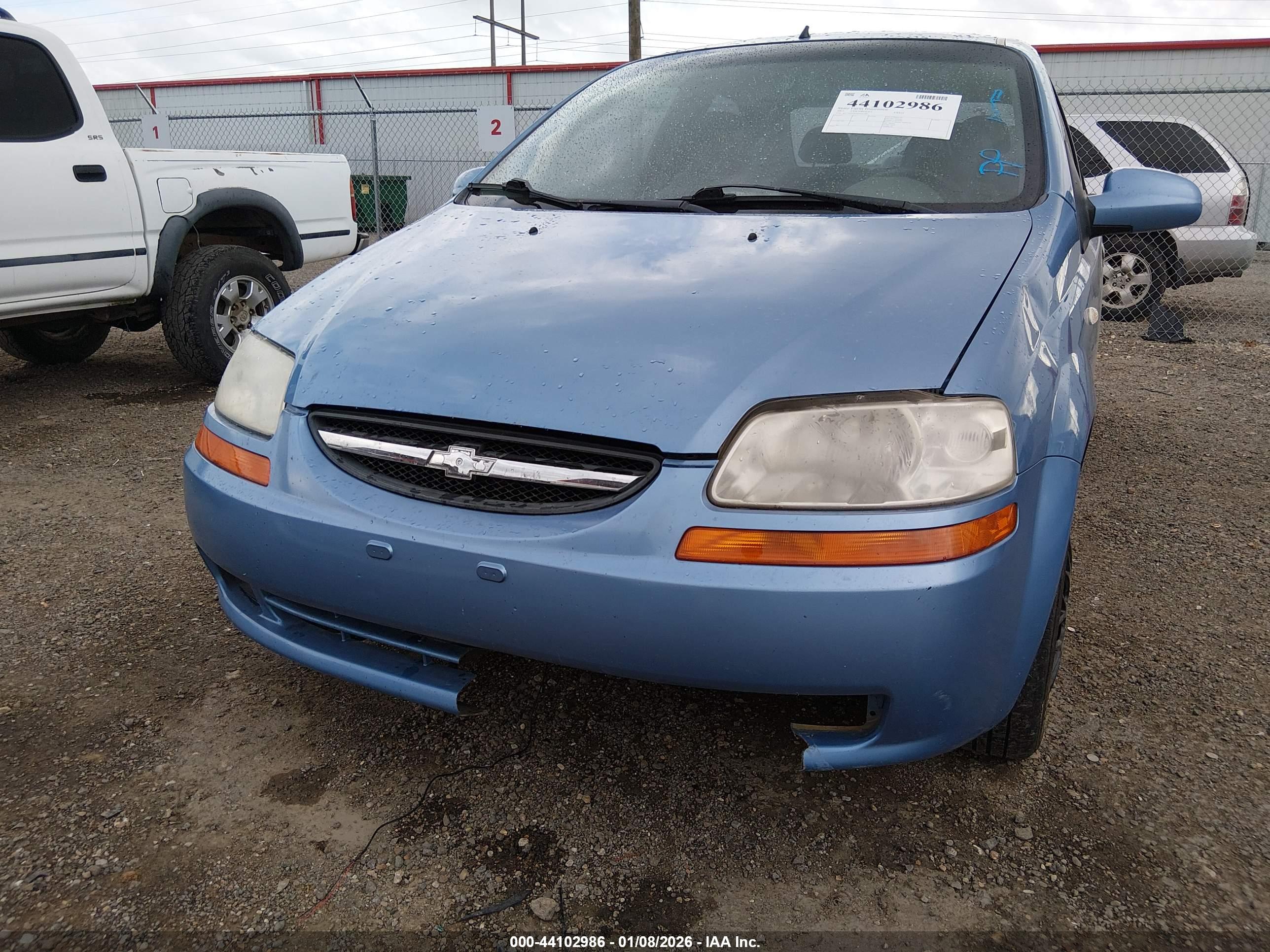 CHEVROLET AVEO image 6