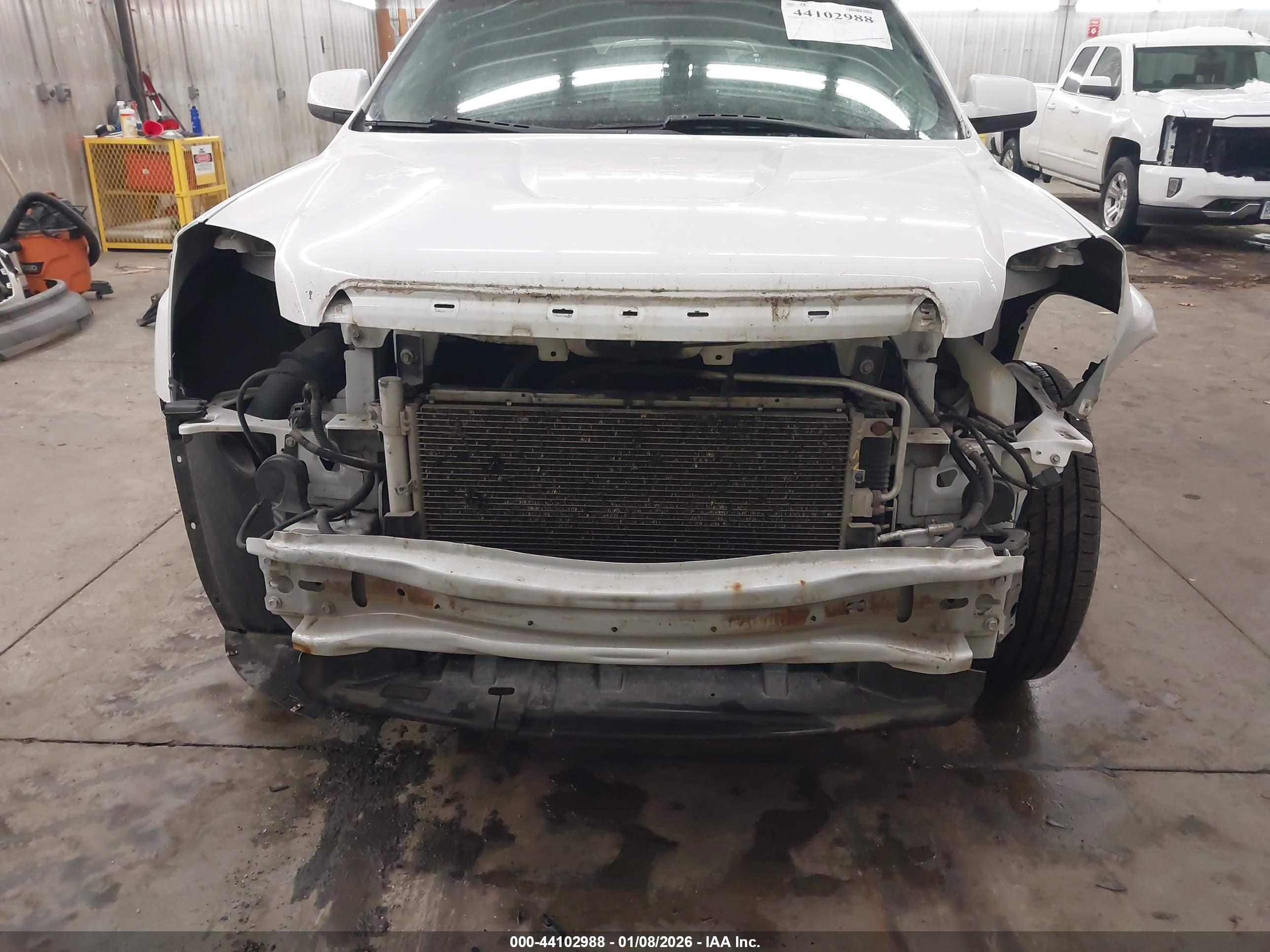 GMC TERRAIN image 6