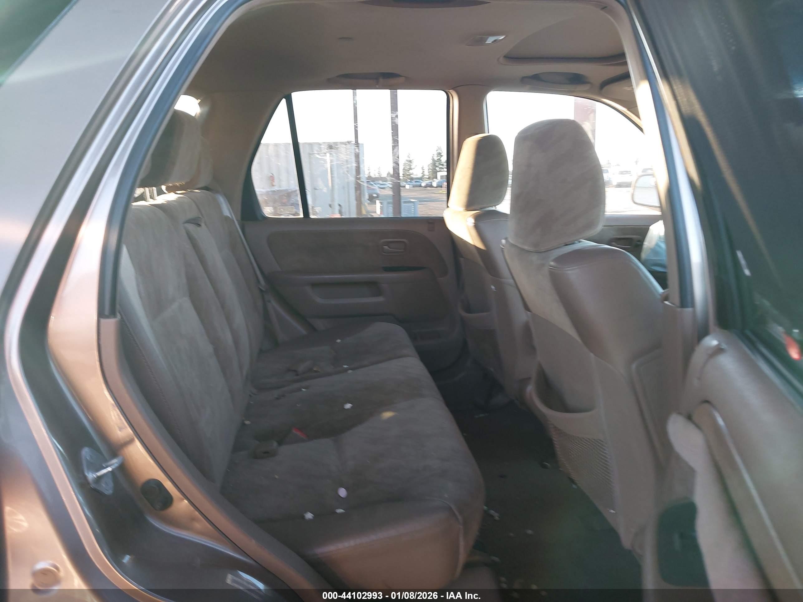 HONDA CR-V image 8
