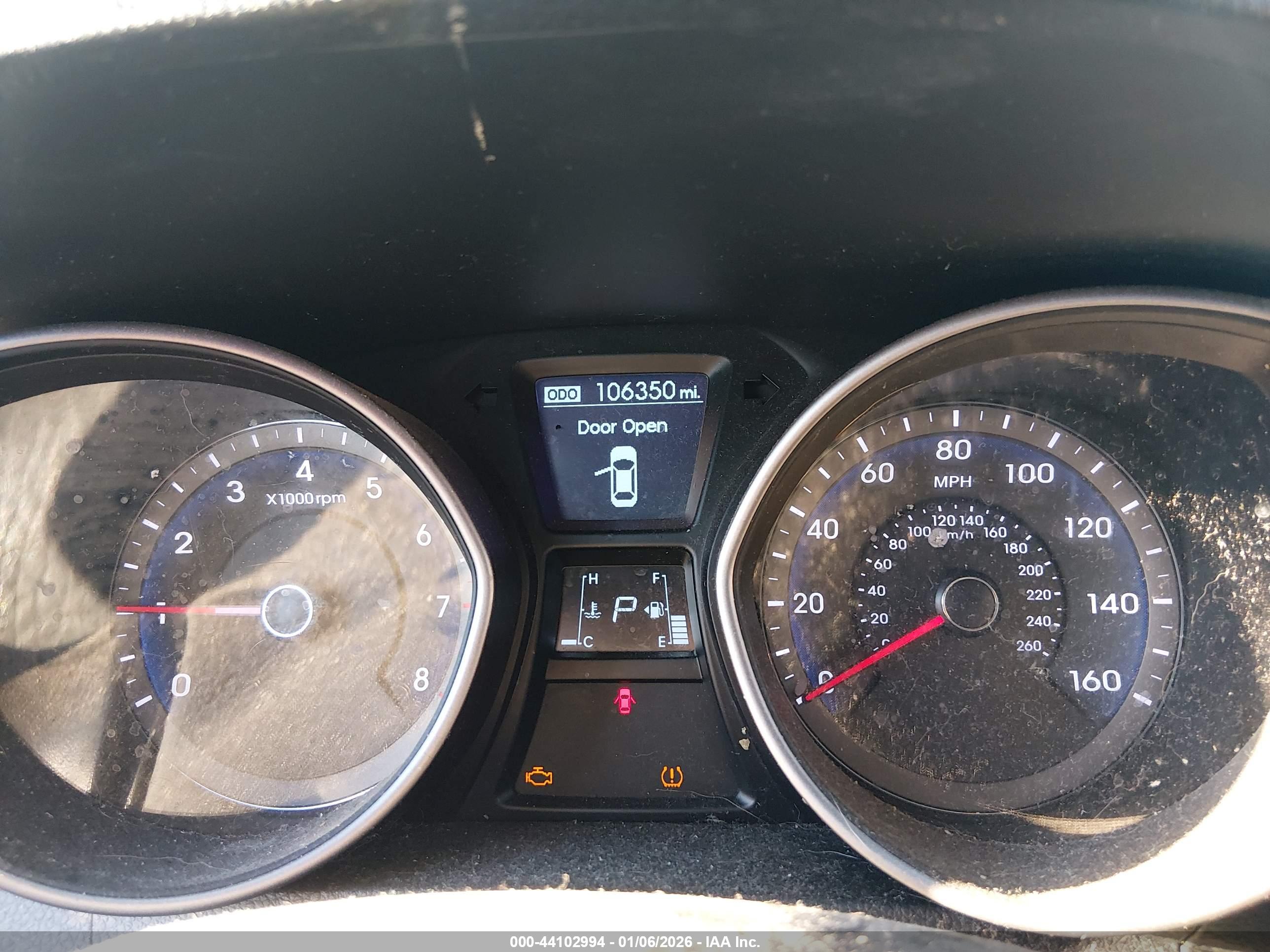 HYUNDAI ELANTRA image 7