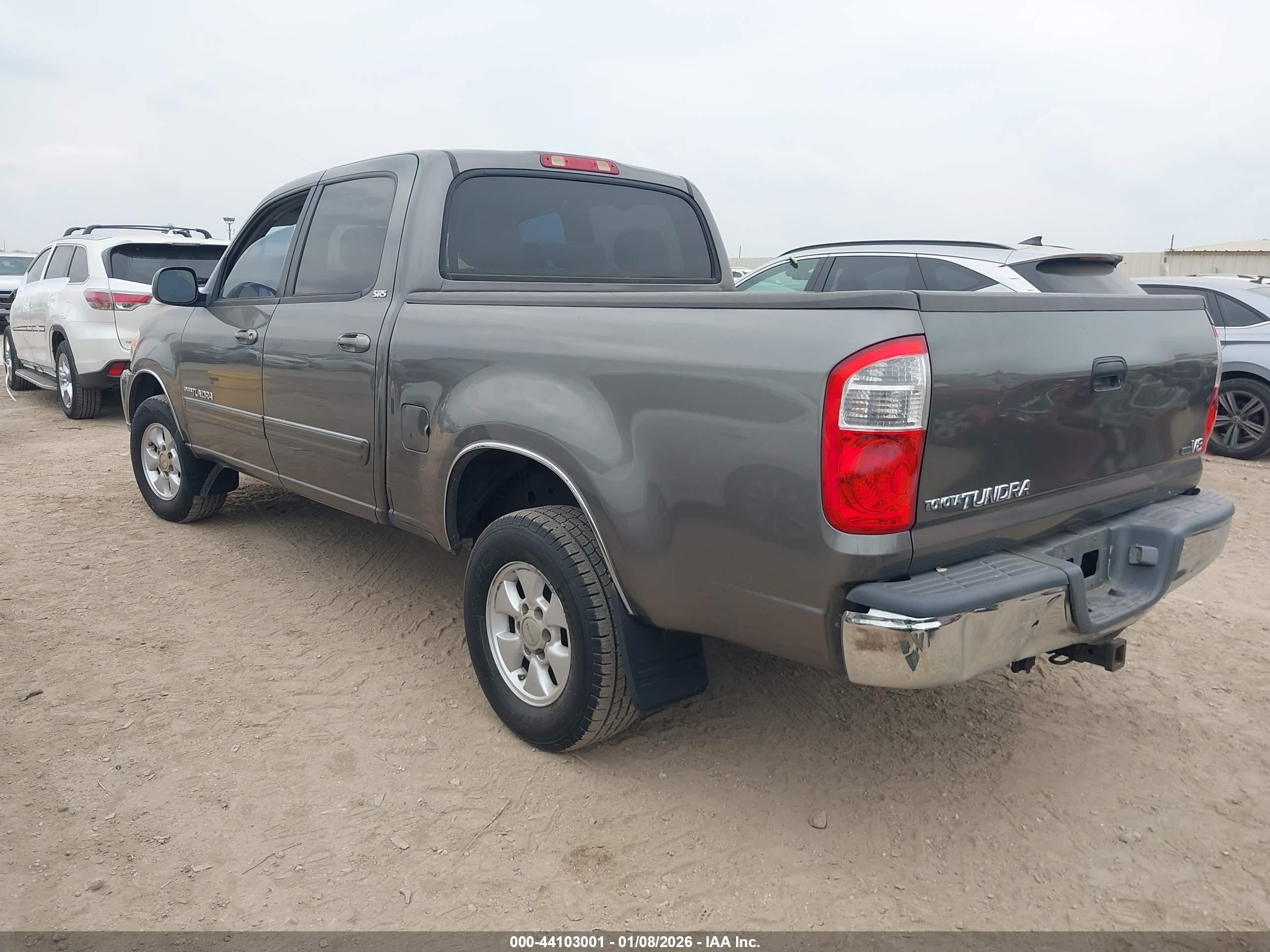 TOYOTA TUNDRA image 3