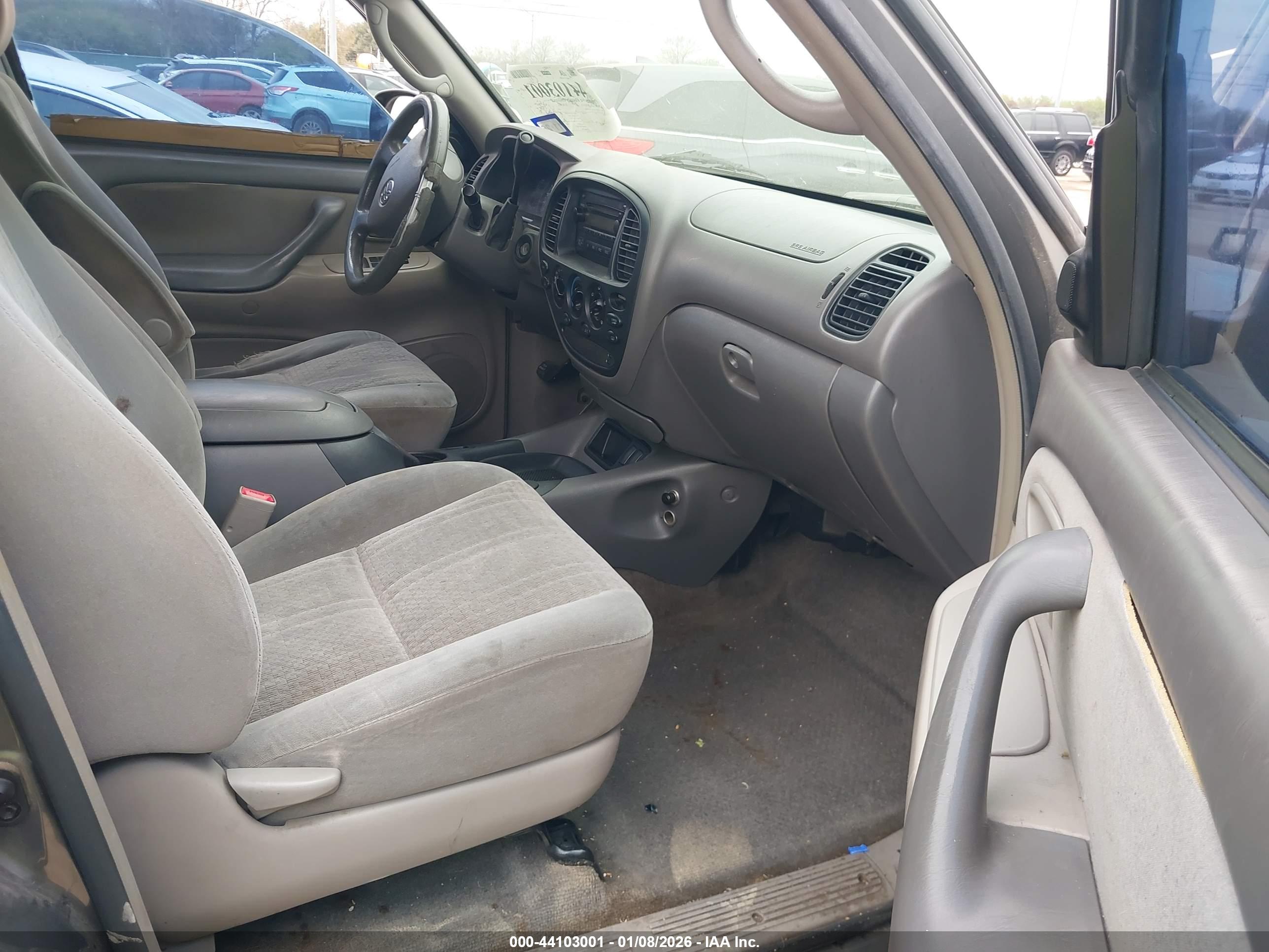 TOYOTA TUNDRA image 5