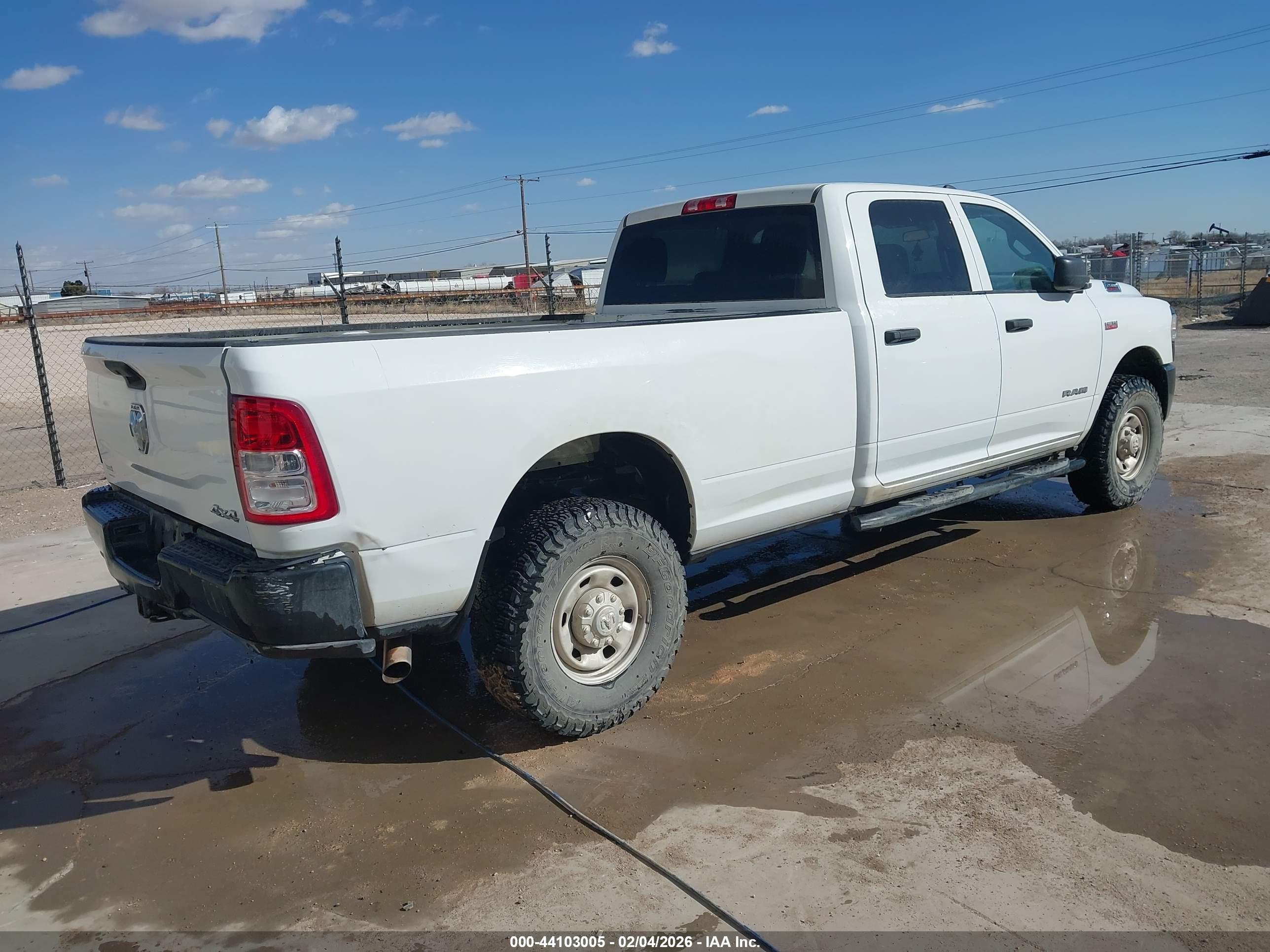 RAM 2500 image 4