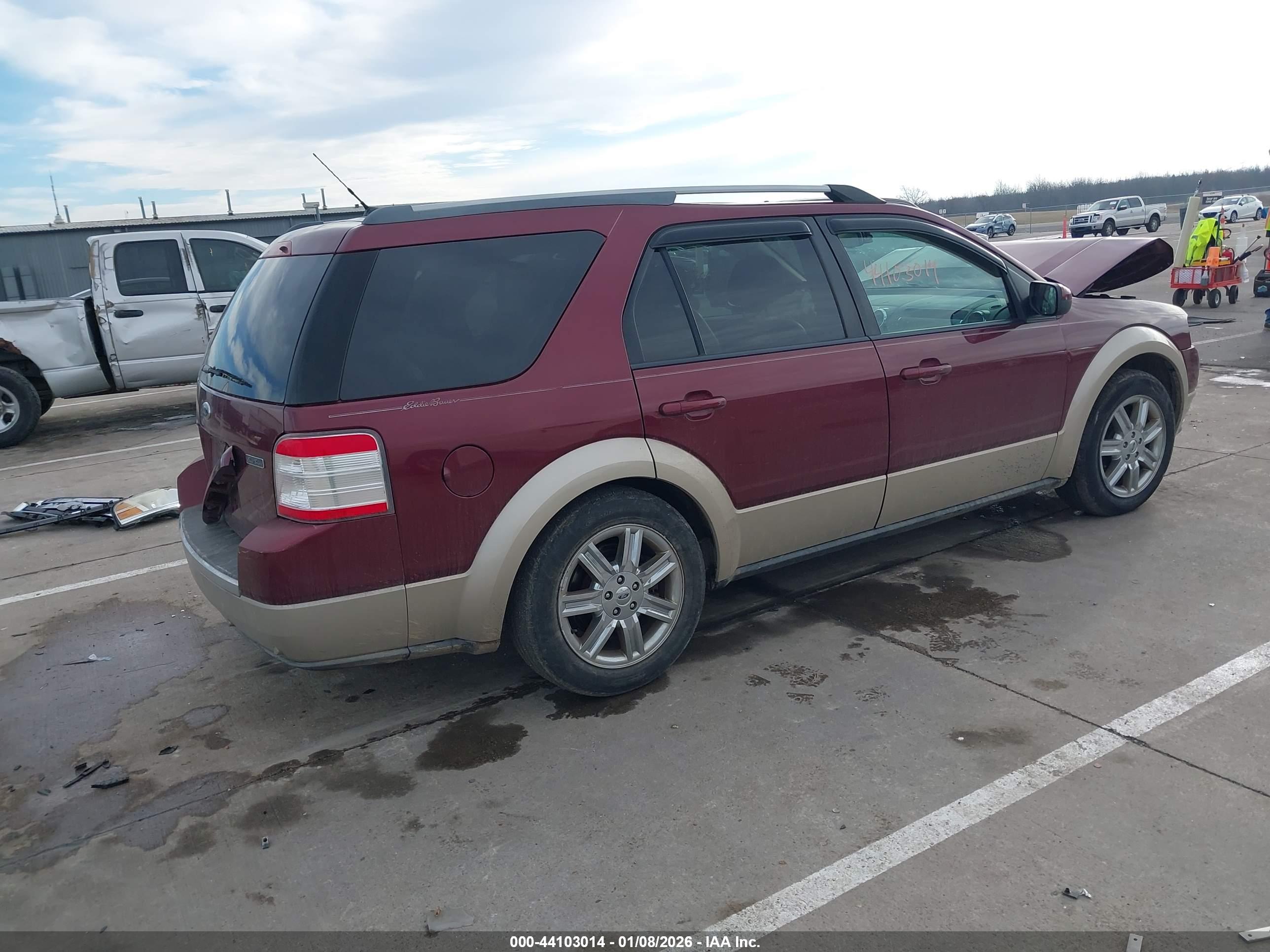 FORD TAURUS image 4