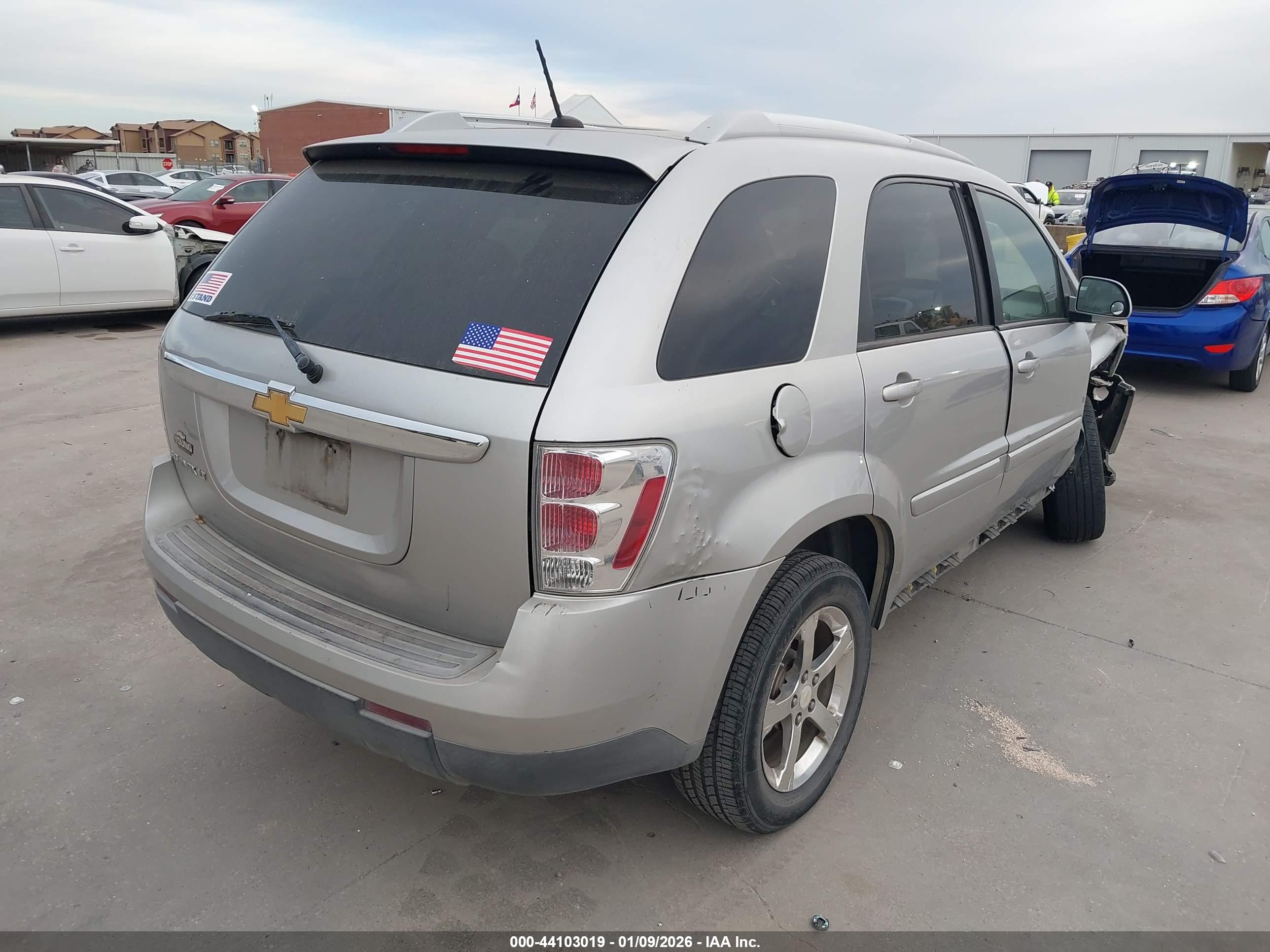 CHEVROLET EQUINOX image 4