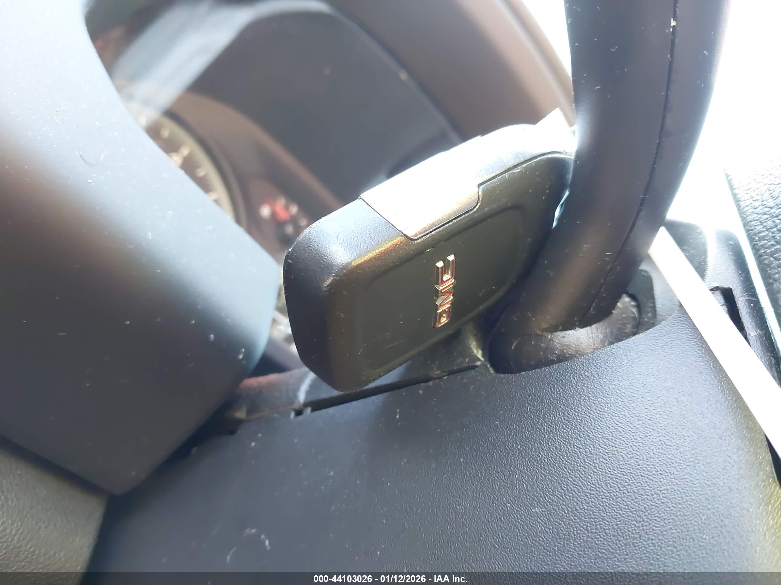 GMC ACADIA image 11