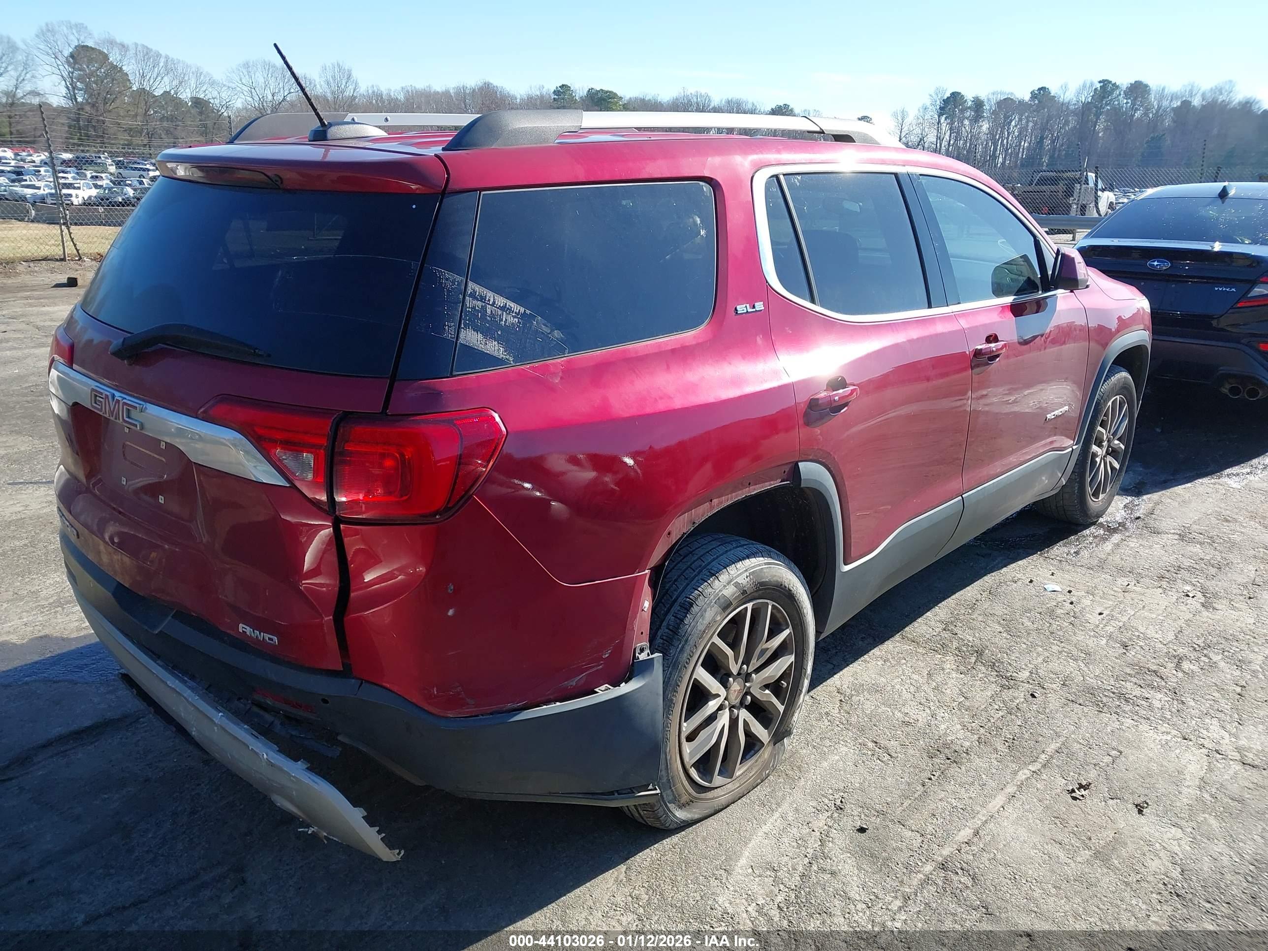 GMC ACADIA image 4