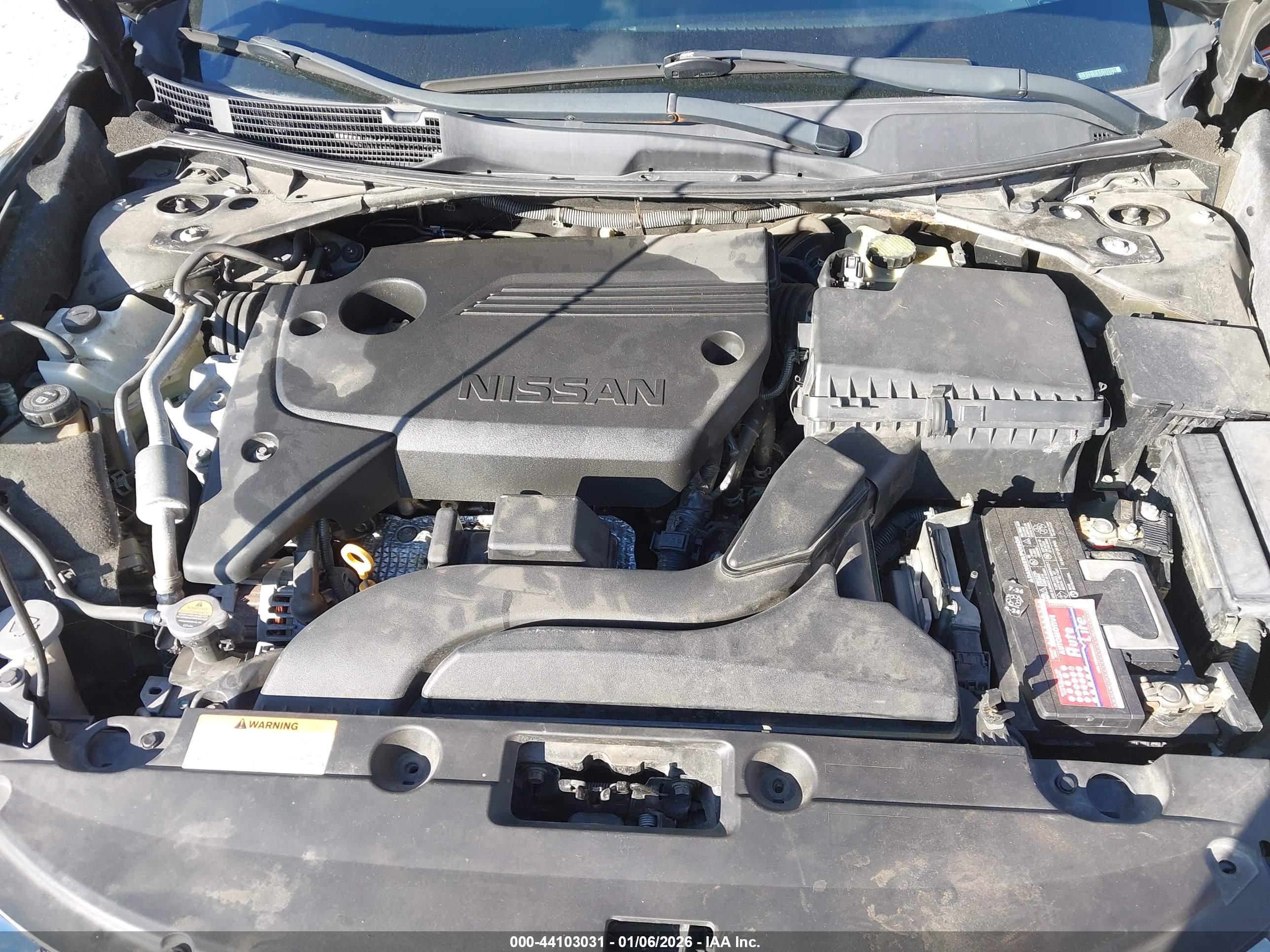 NISSAN ALTIMA image 10