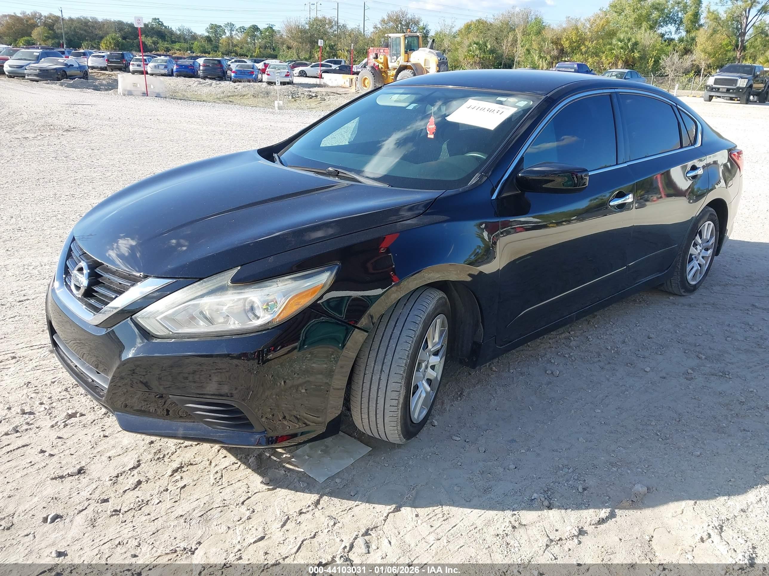 NISSAN ALTIMA image 2