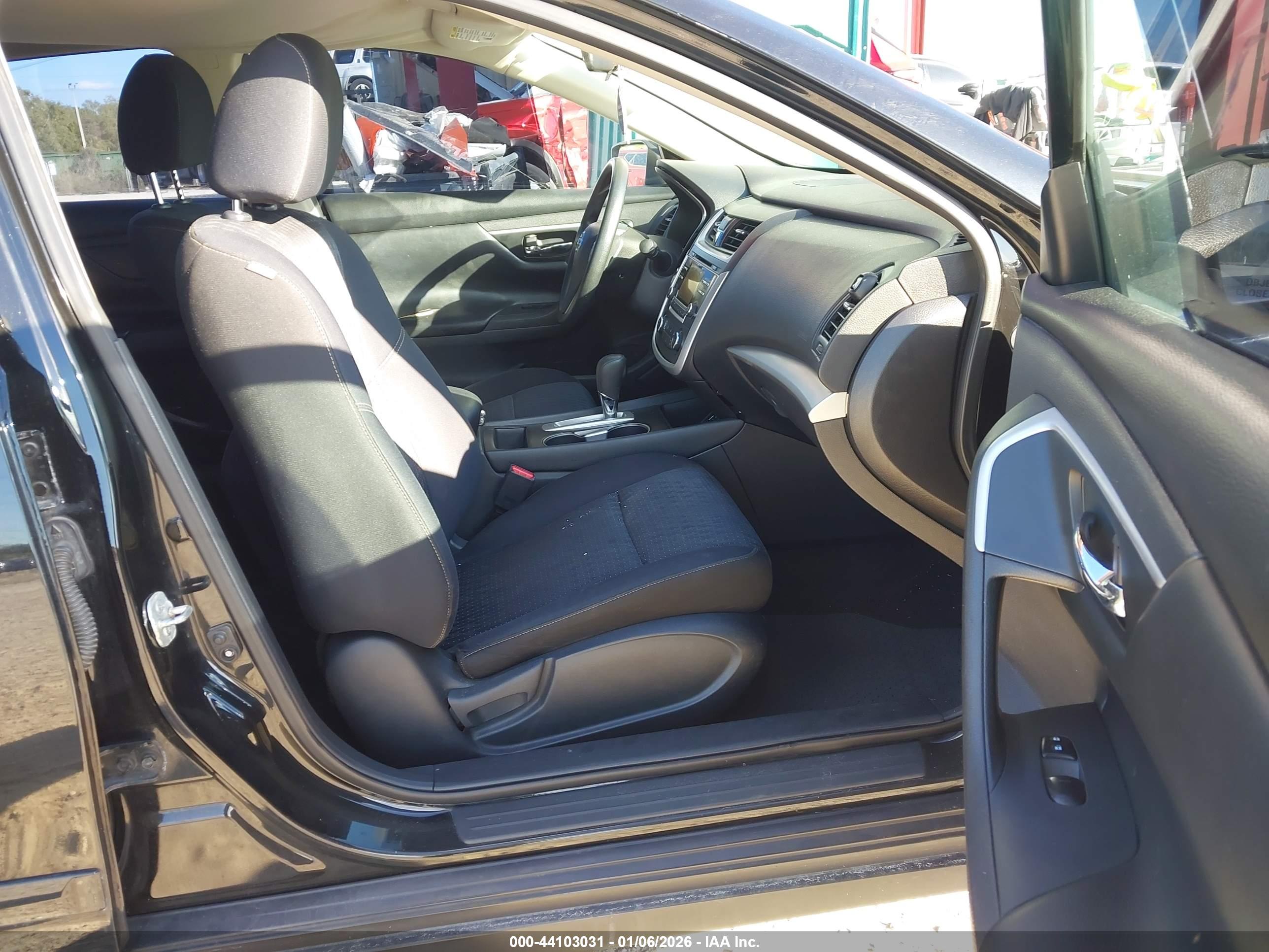 NISSAN ALTIMA image 5
