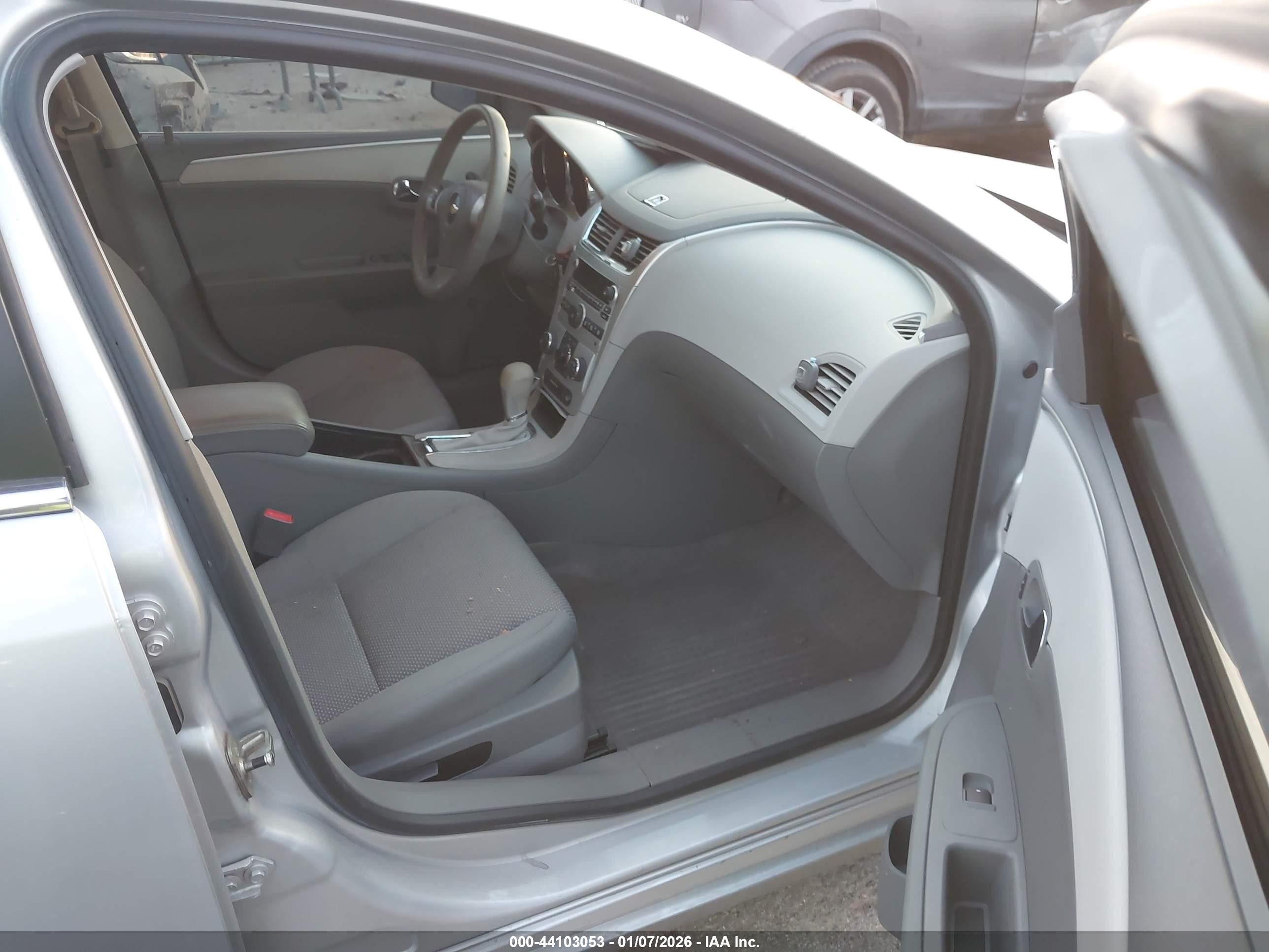 CHEVROLET MALIBU image 5