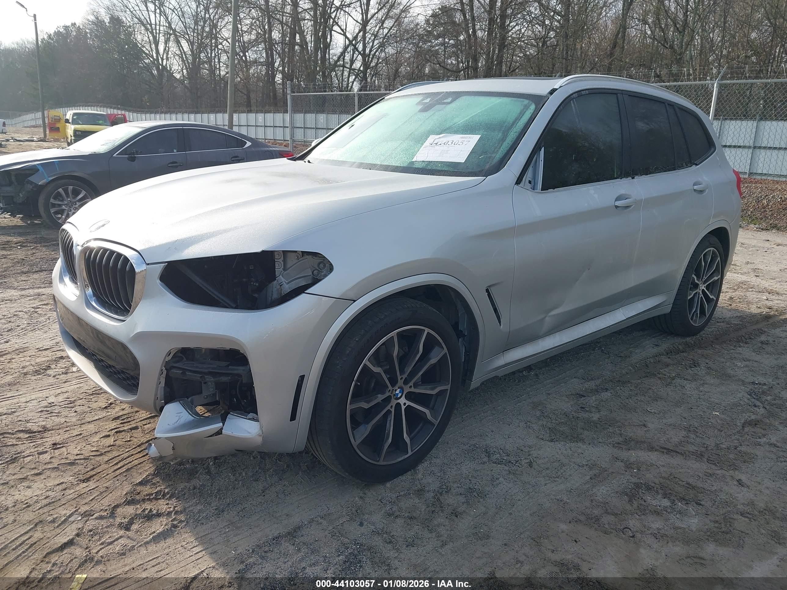 BMW X3 image 2
