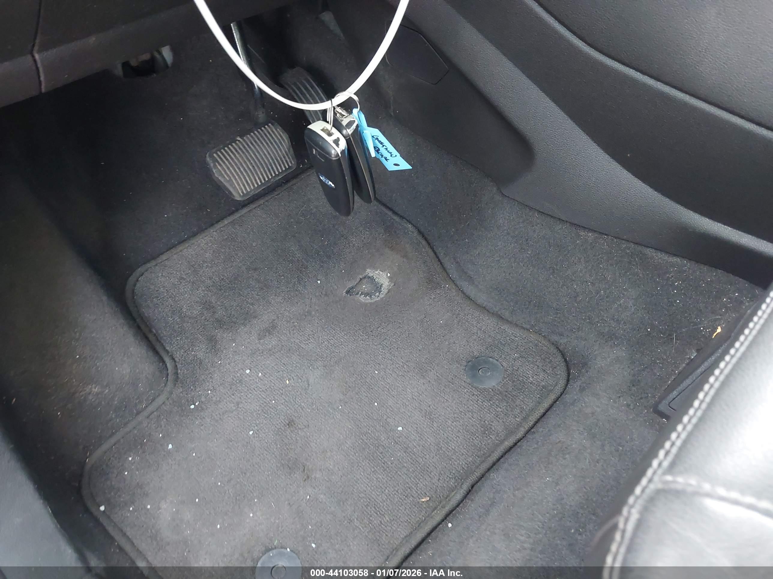 FORD ESCAPE image 11