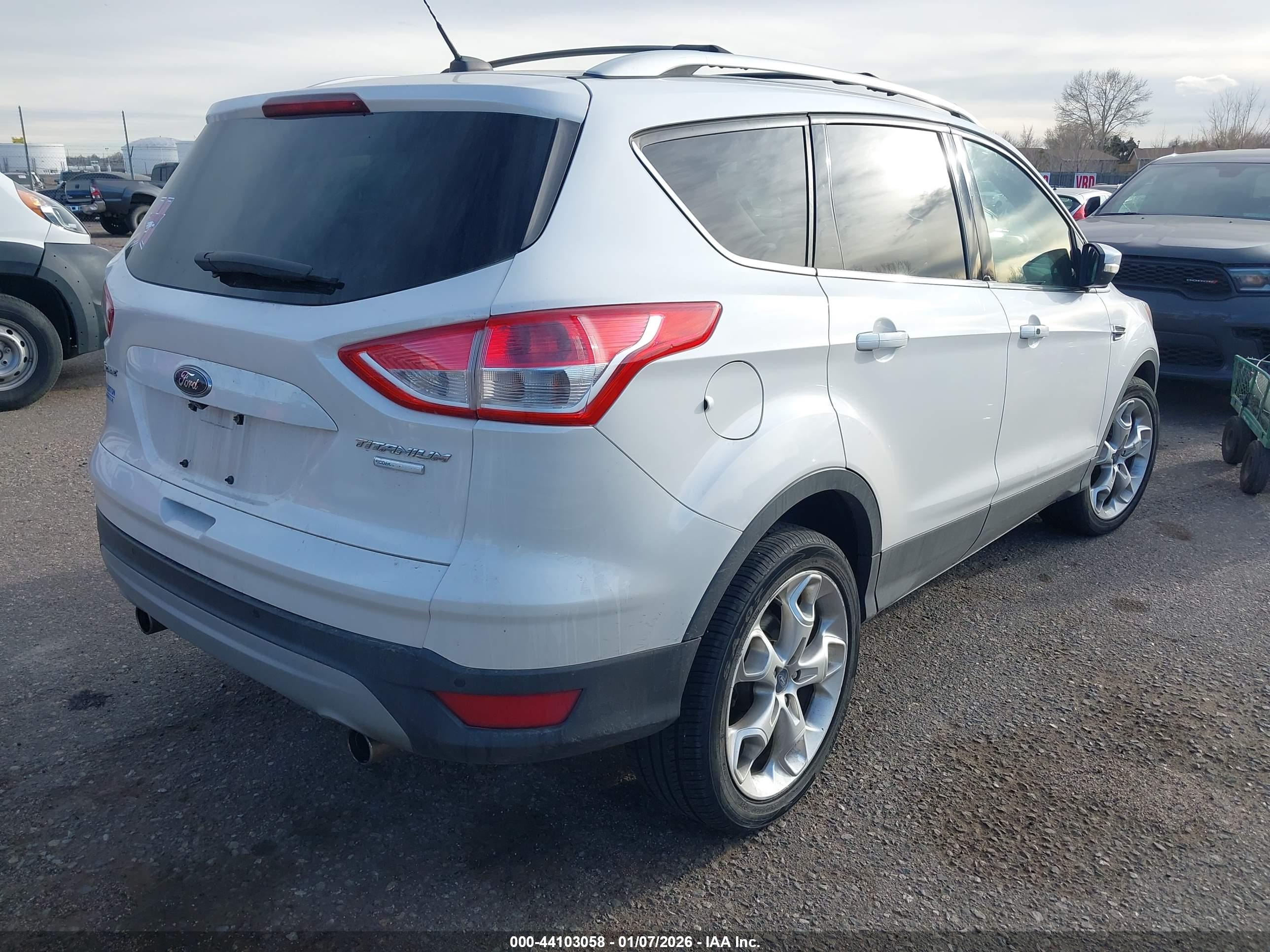 FORD ESCAPE image 4