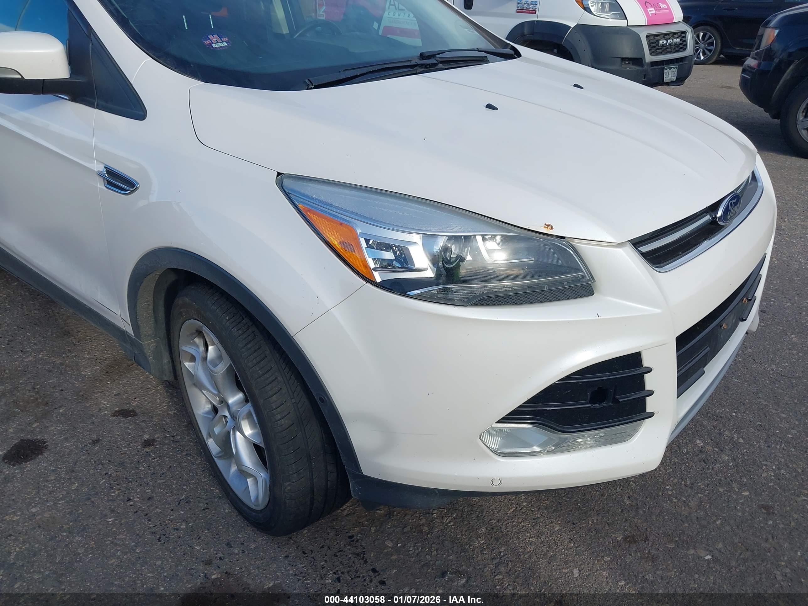 FORD ESCAPE image 6