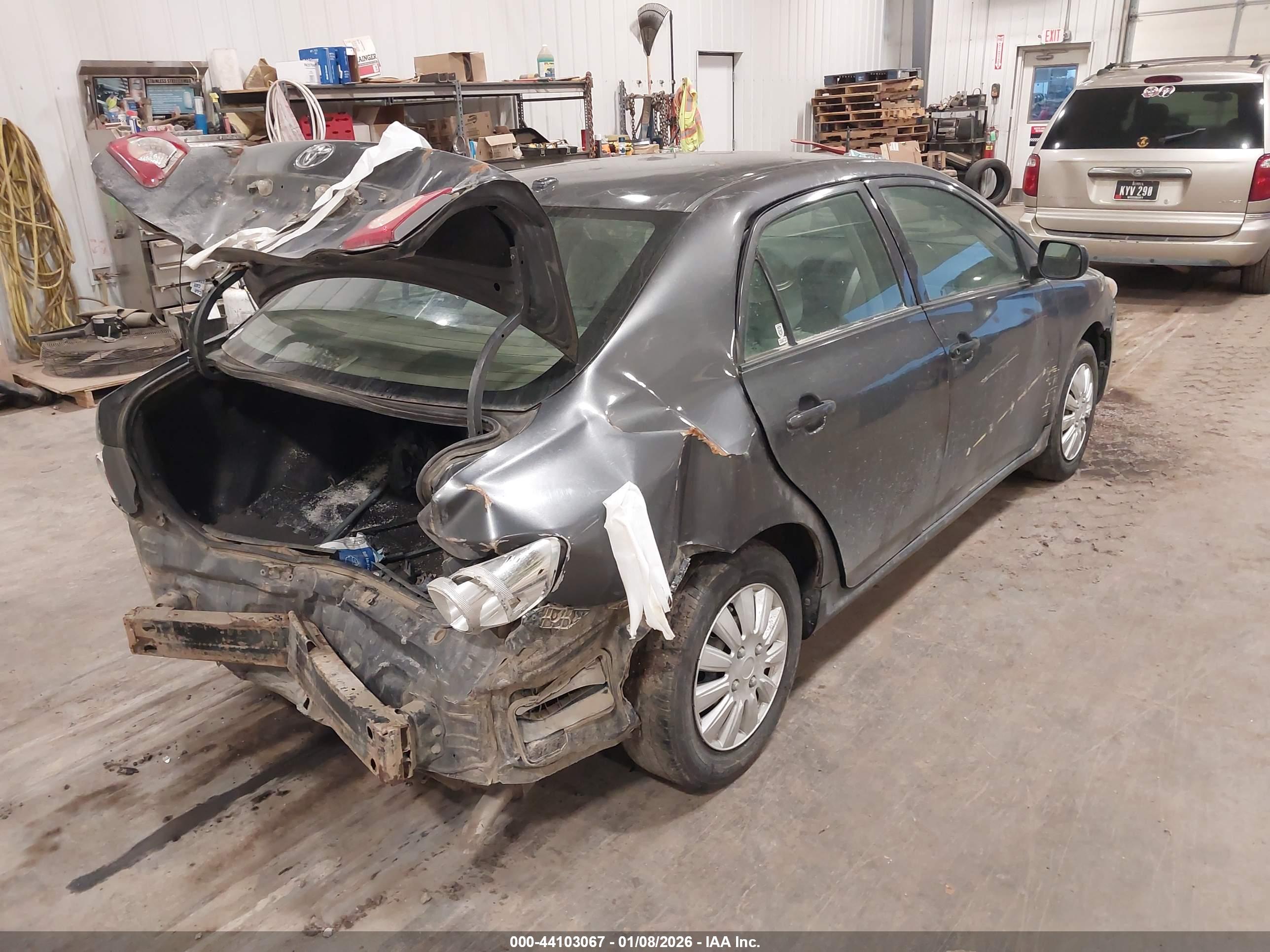 TOYOTA COROLLA image 4
