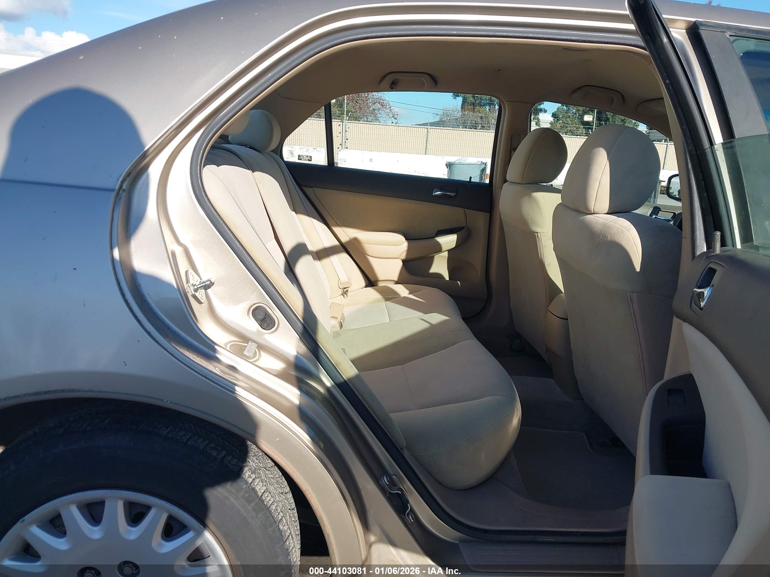 HONDA ACCORD image 8