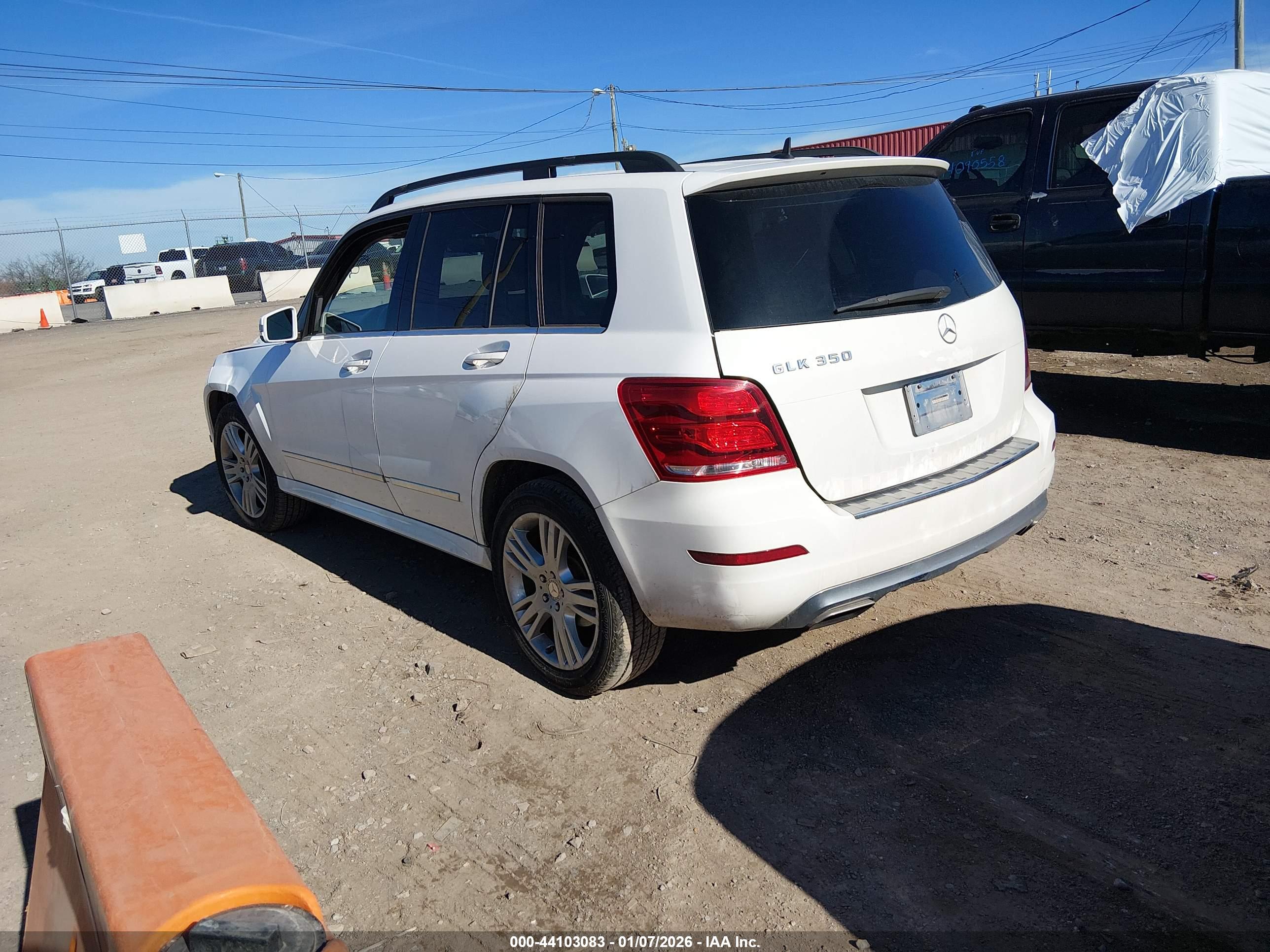 MERCEDES-BENZ GLK image 3