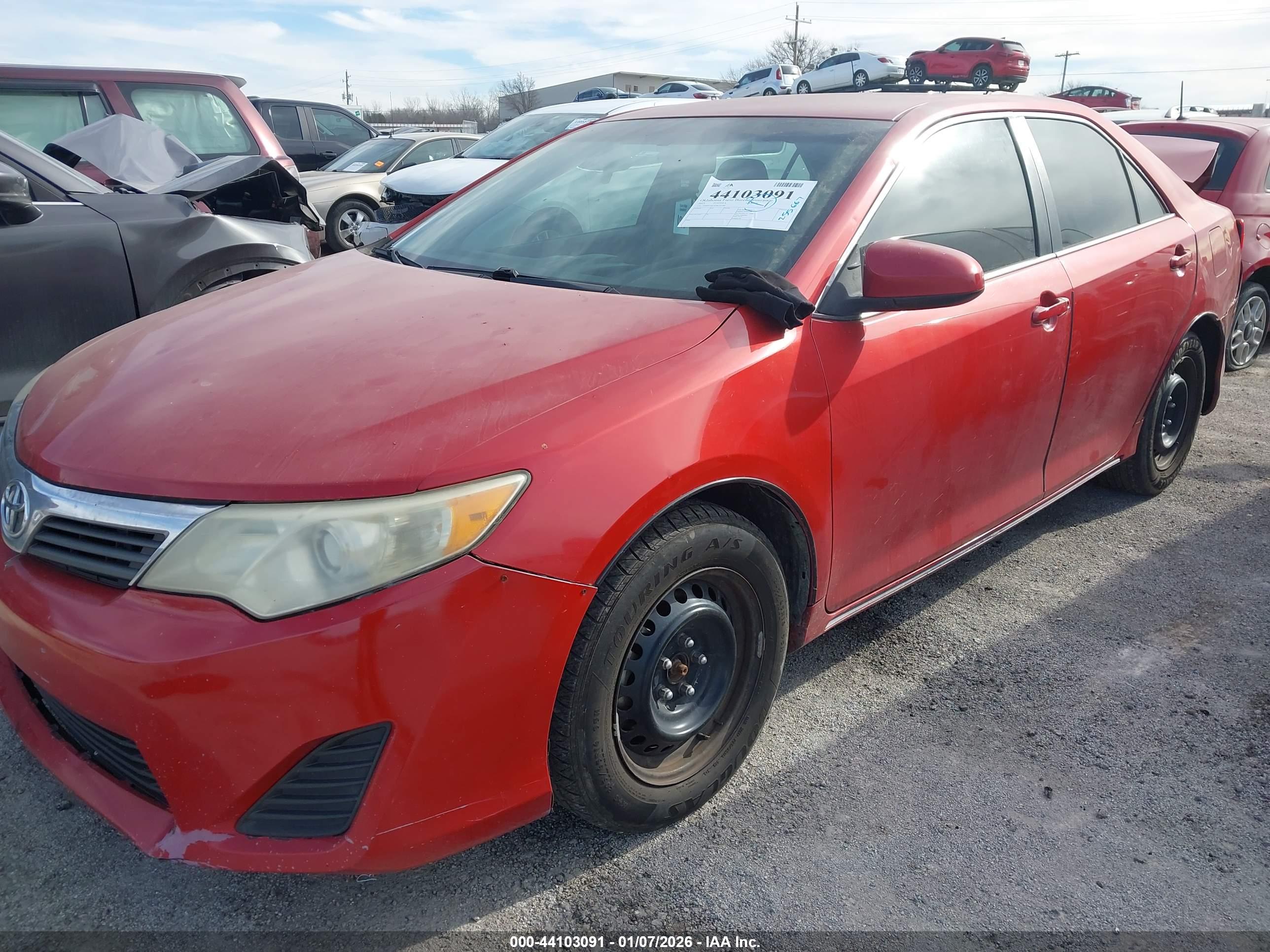 TOYOTA CAMRY image 2