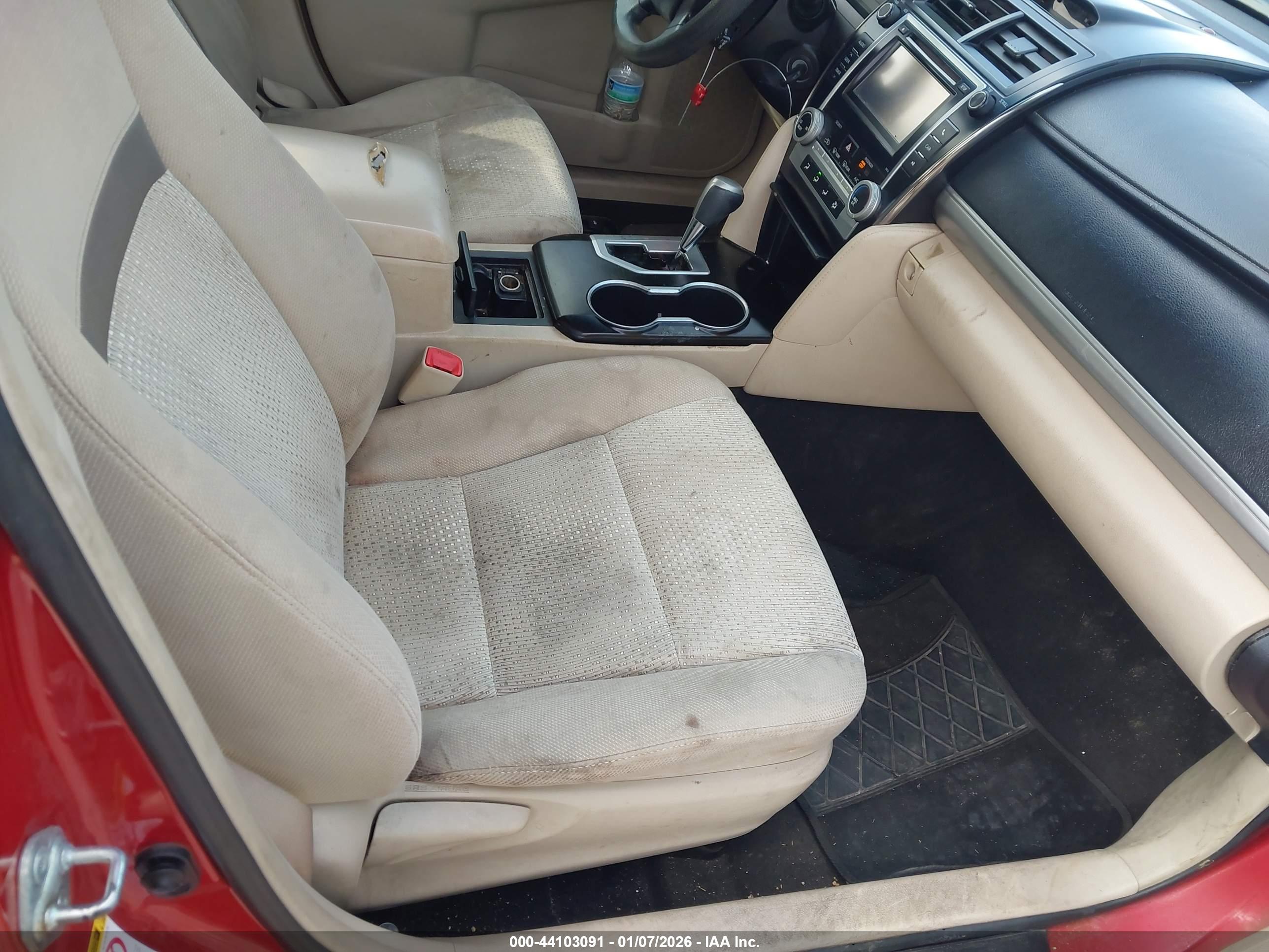 TOYOTA CAMRY image 5