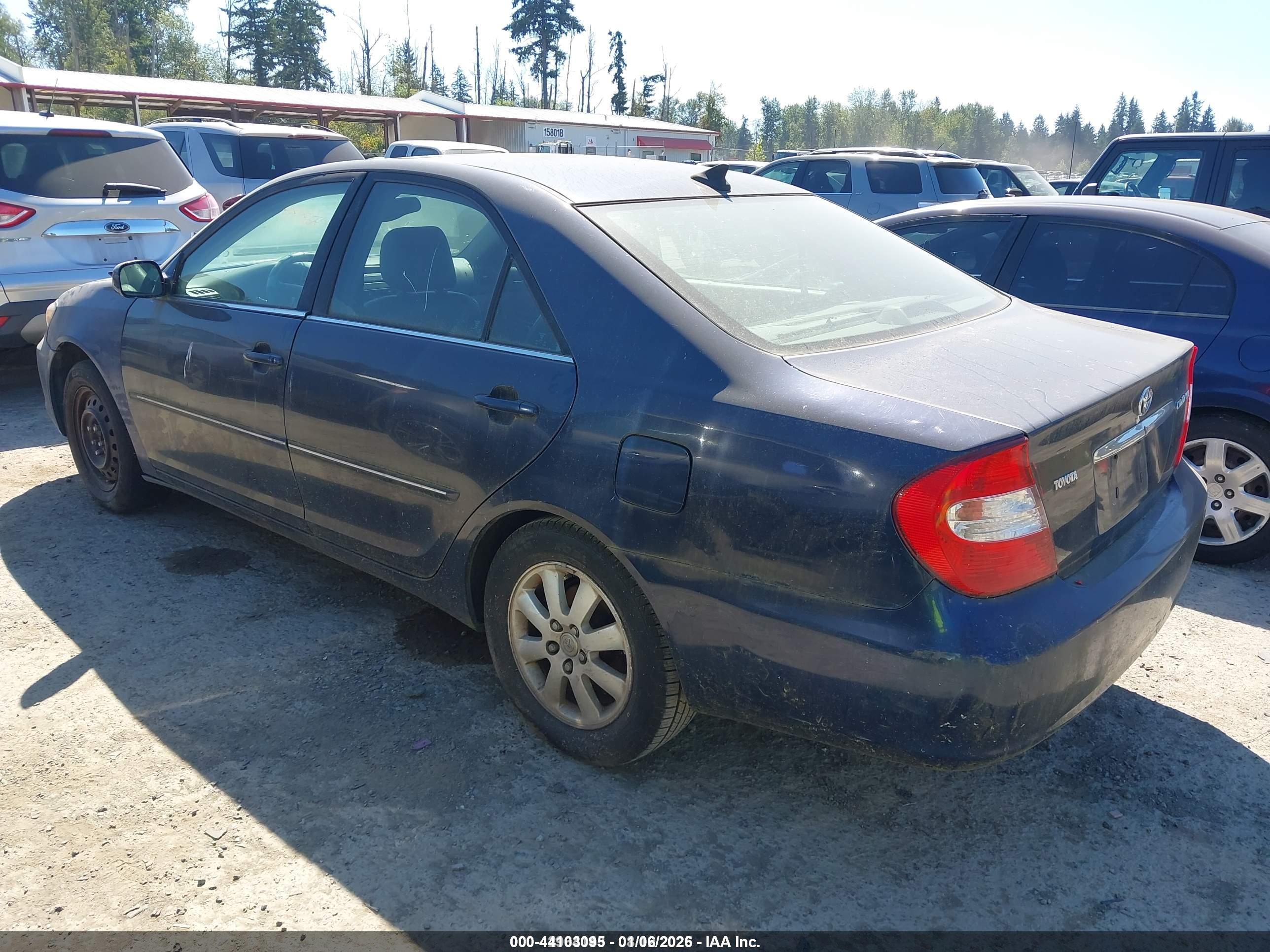 TOYOTA CAMRY image 3