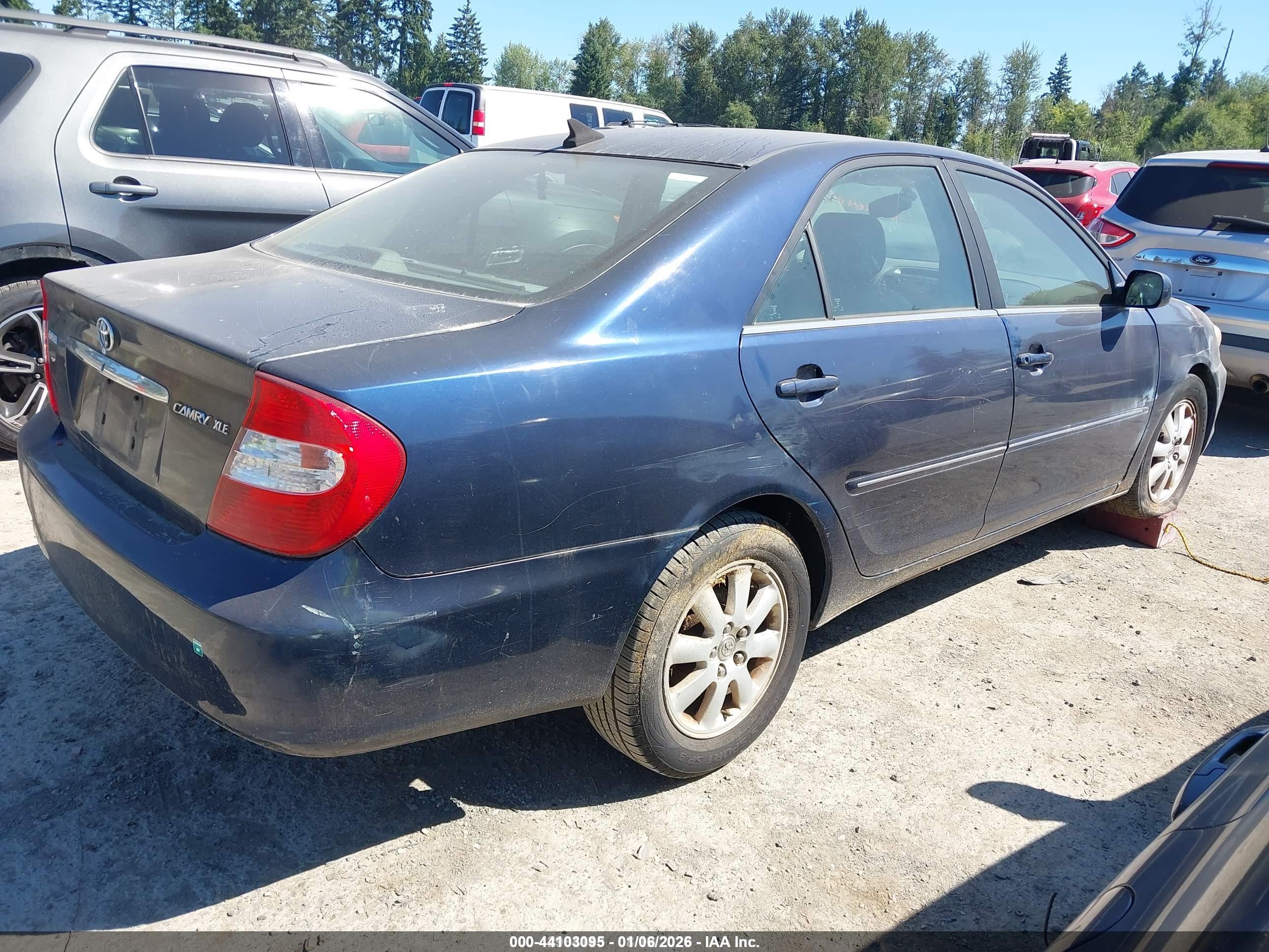 TOYOTA CAMRY image 4