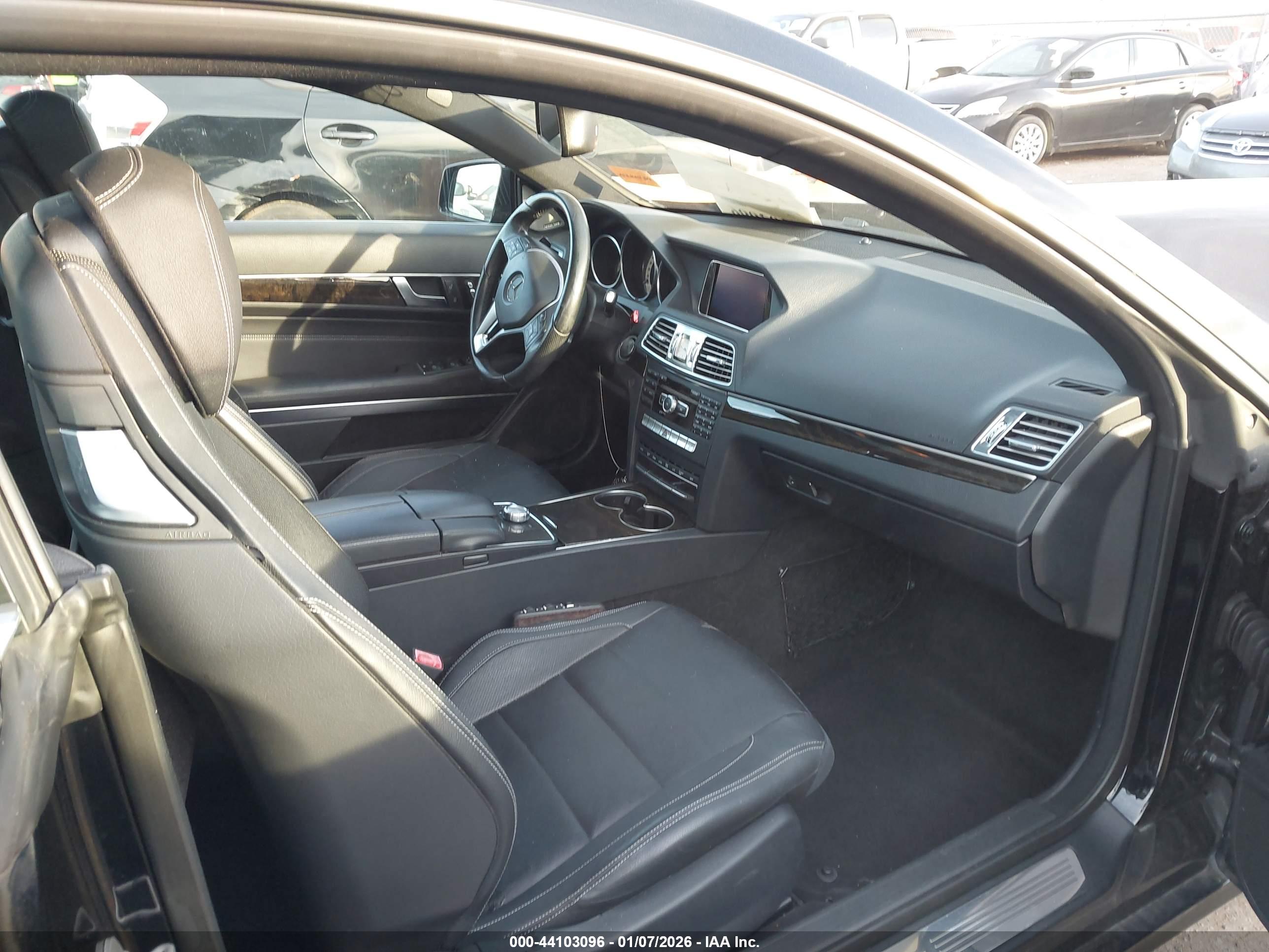 MERCEDES-BENZ E image 5