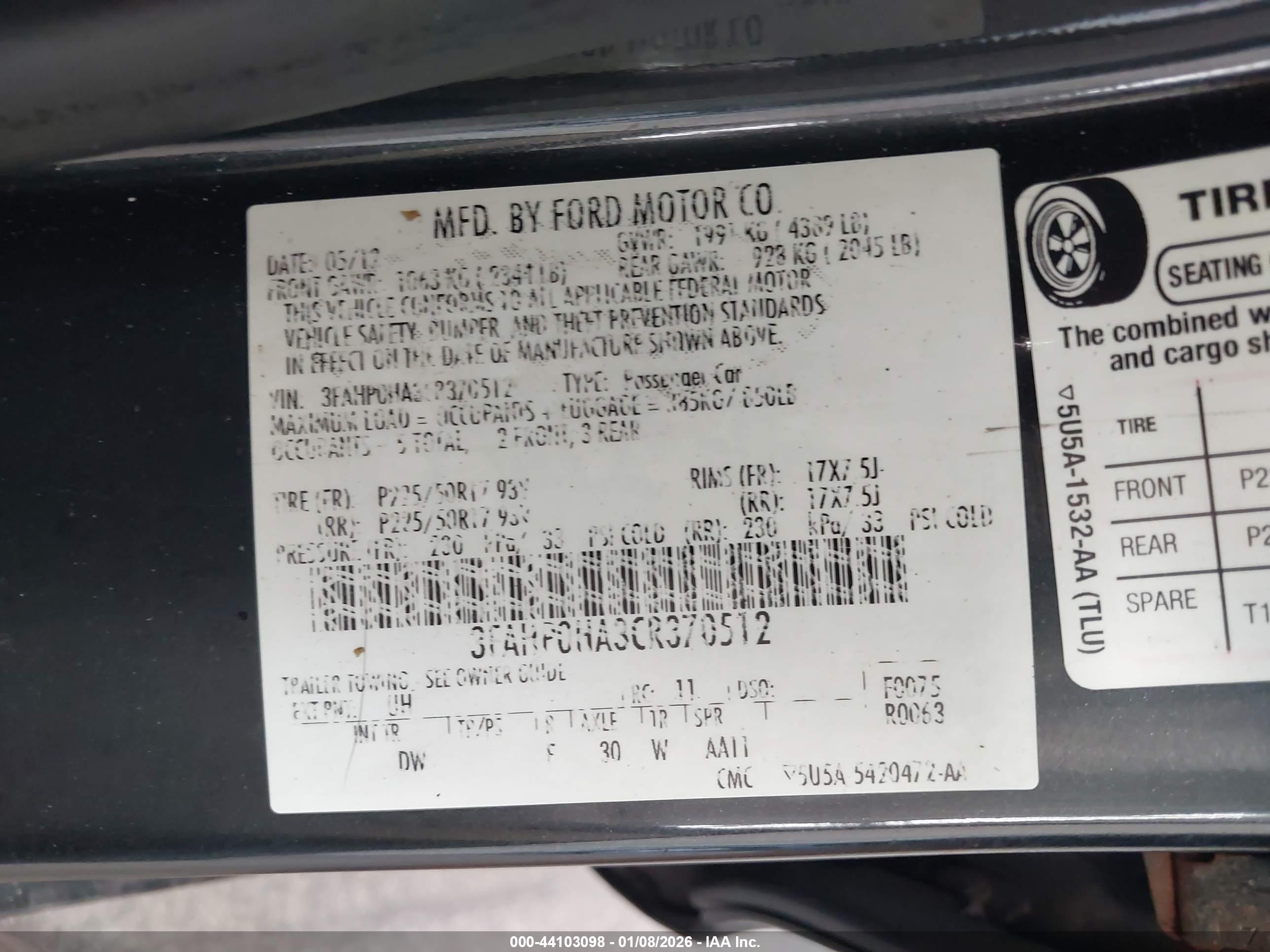 FORD FUSION image 9
