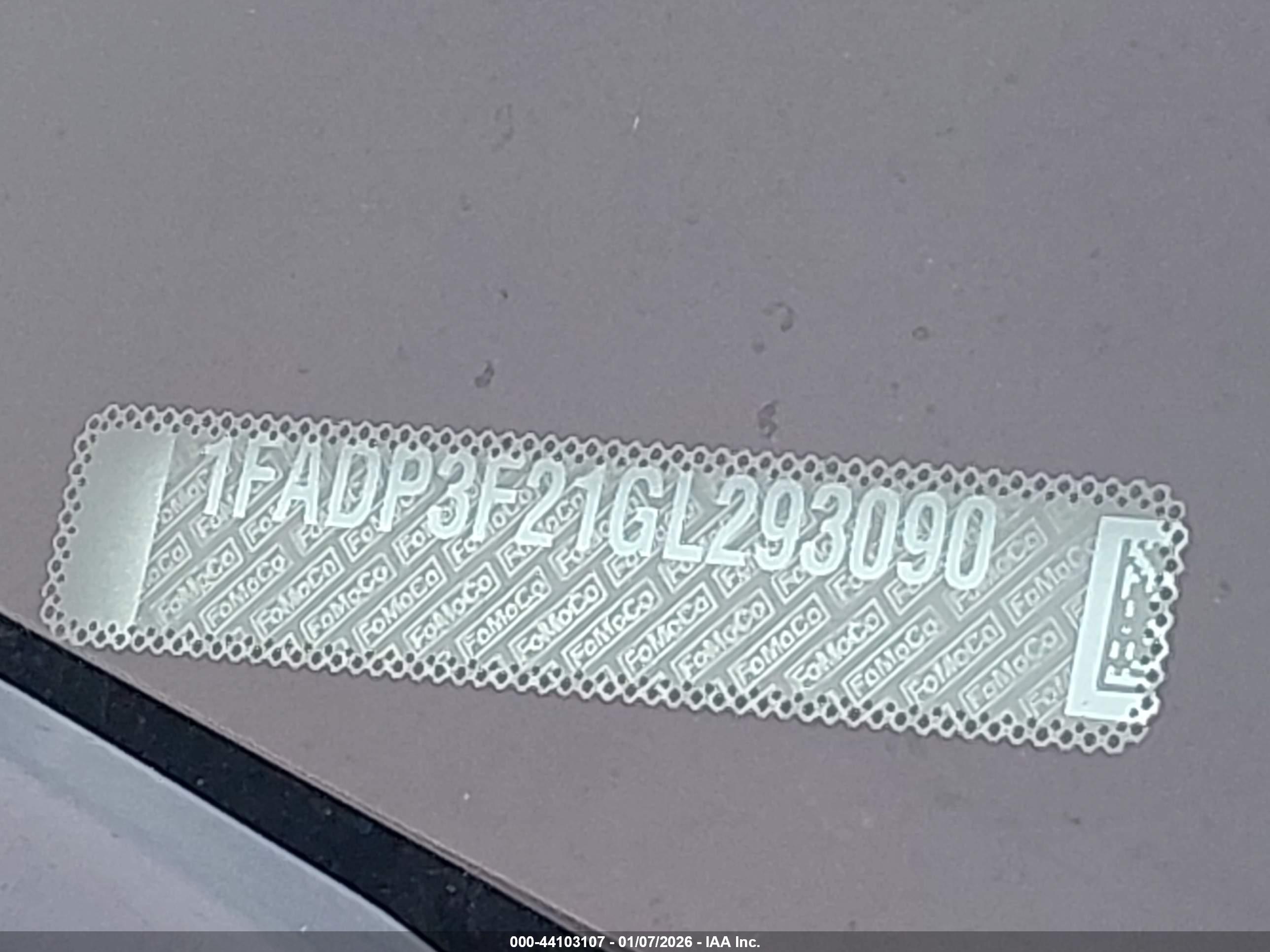 FORD FOCUS image 9