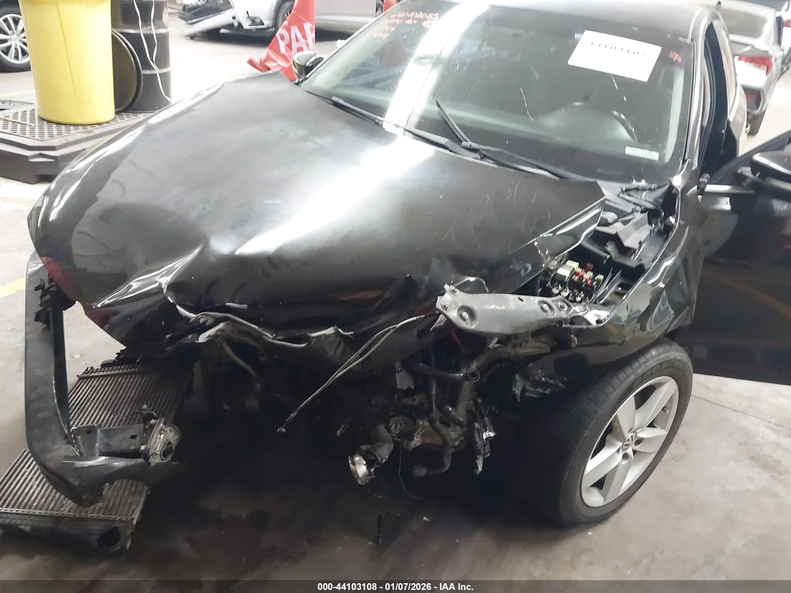 VOLKSWAGEN JETTA image 6