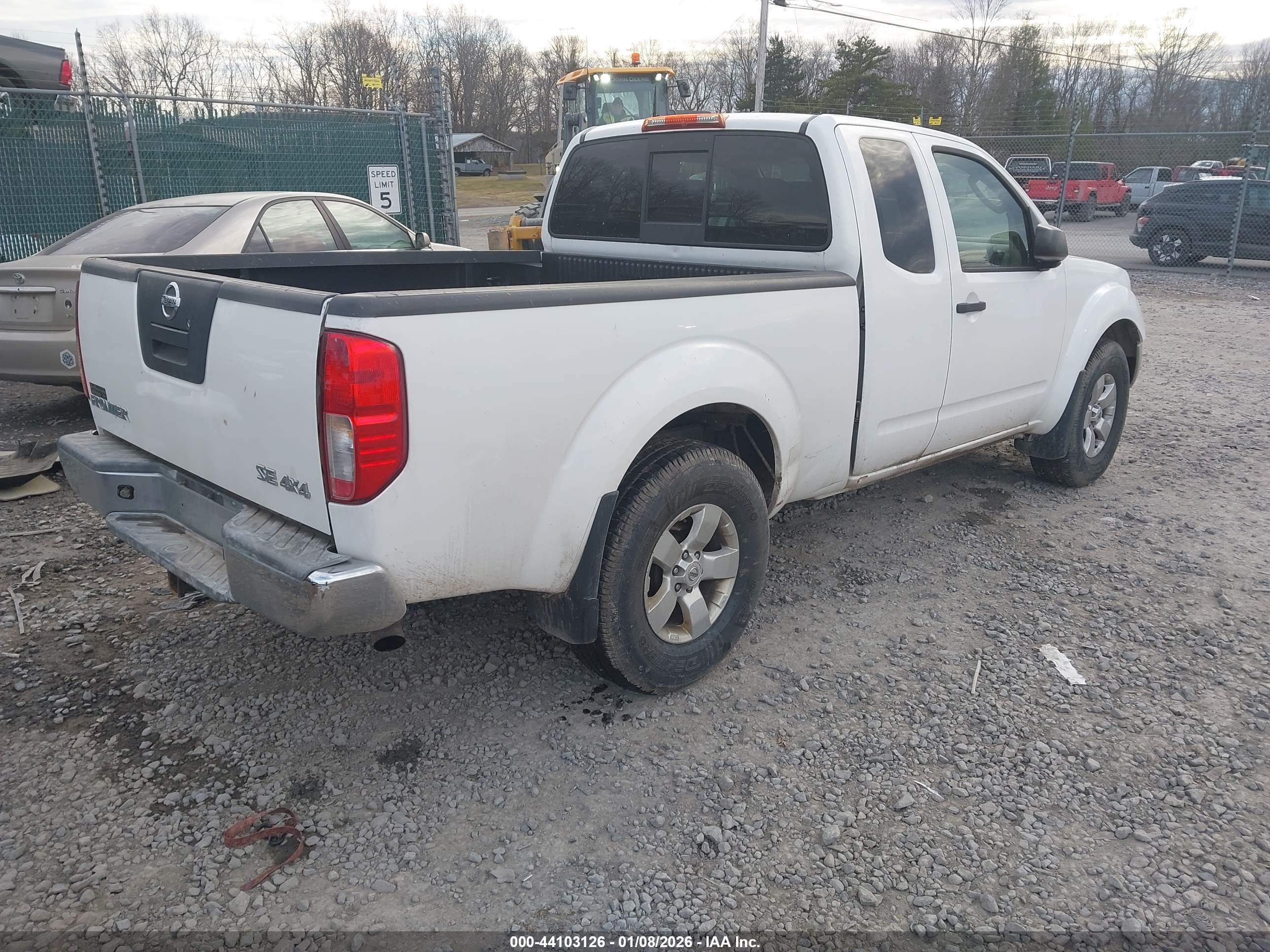 NISSAN FRONTIER image 4