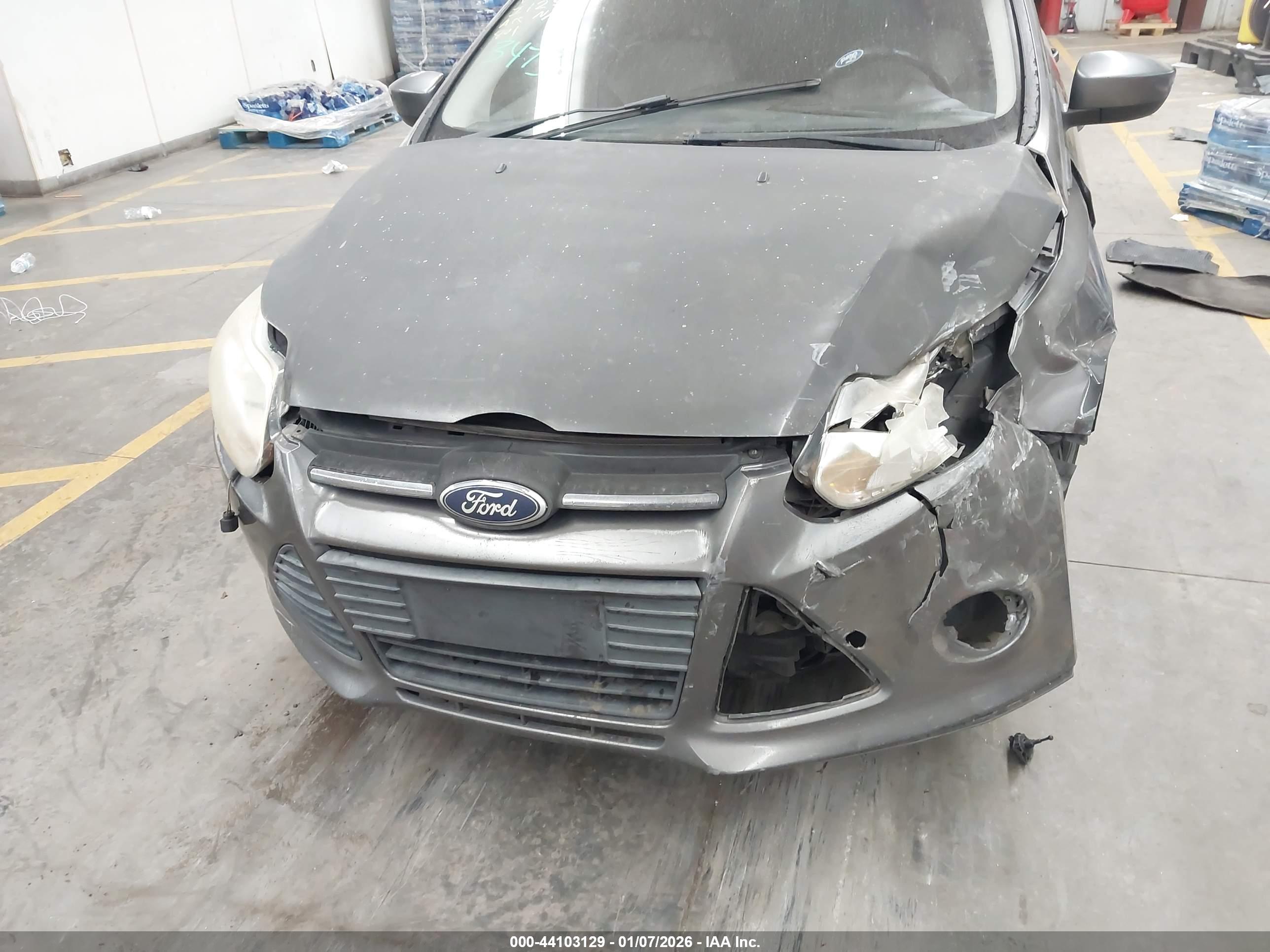 FORD FOCUS image 6