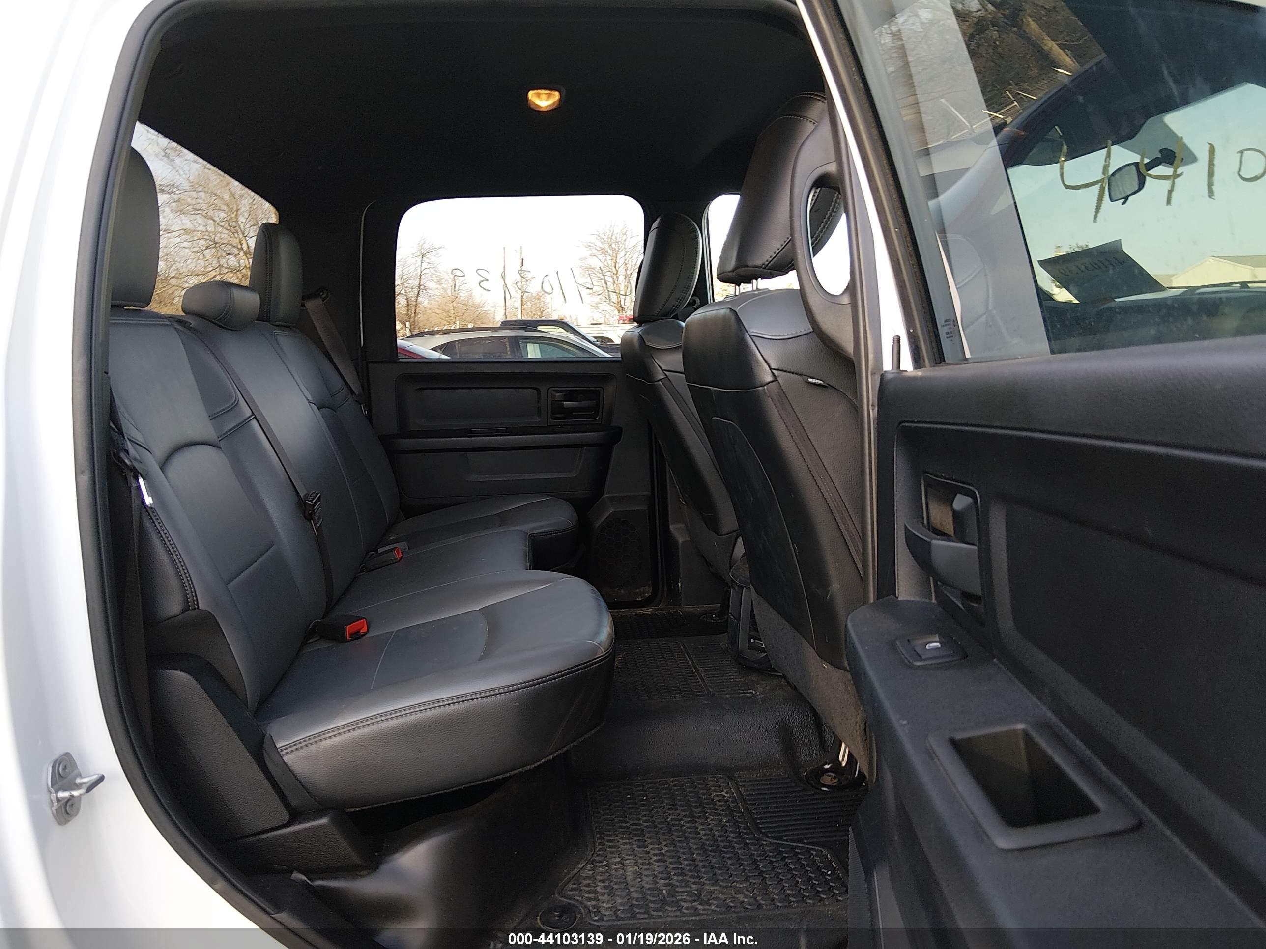 RAM 3500 image 7