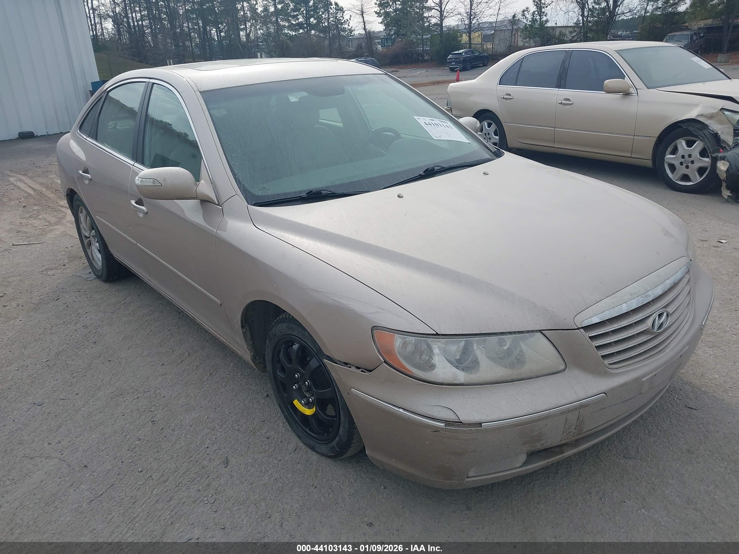HYUNDAI AZERA image 6