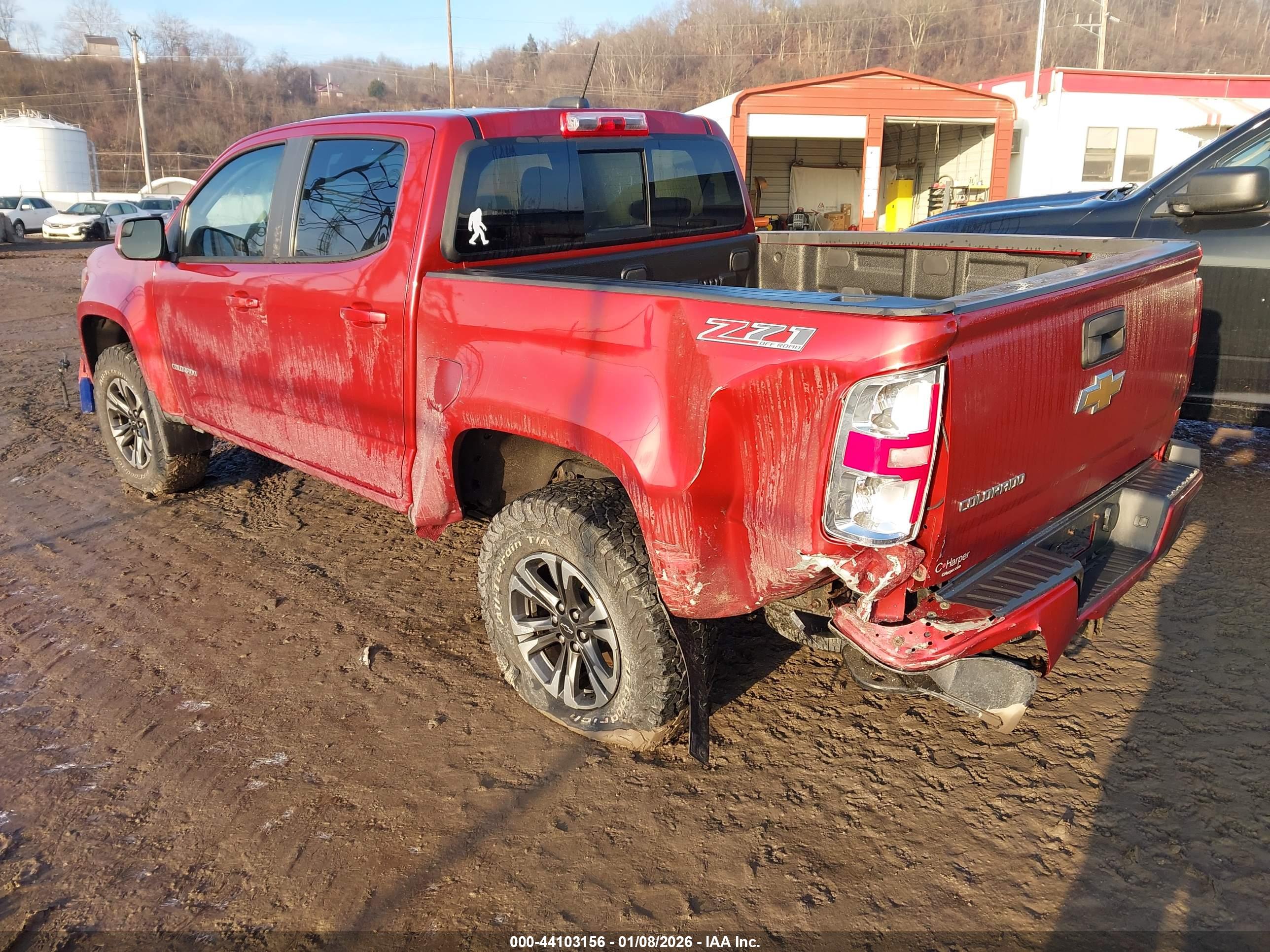 CHEVROLET COLORADO image 3