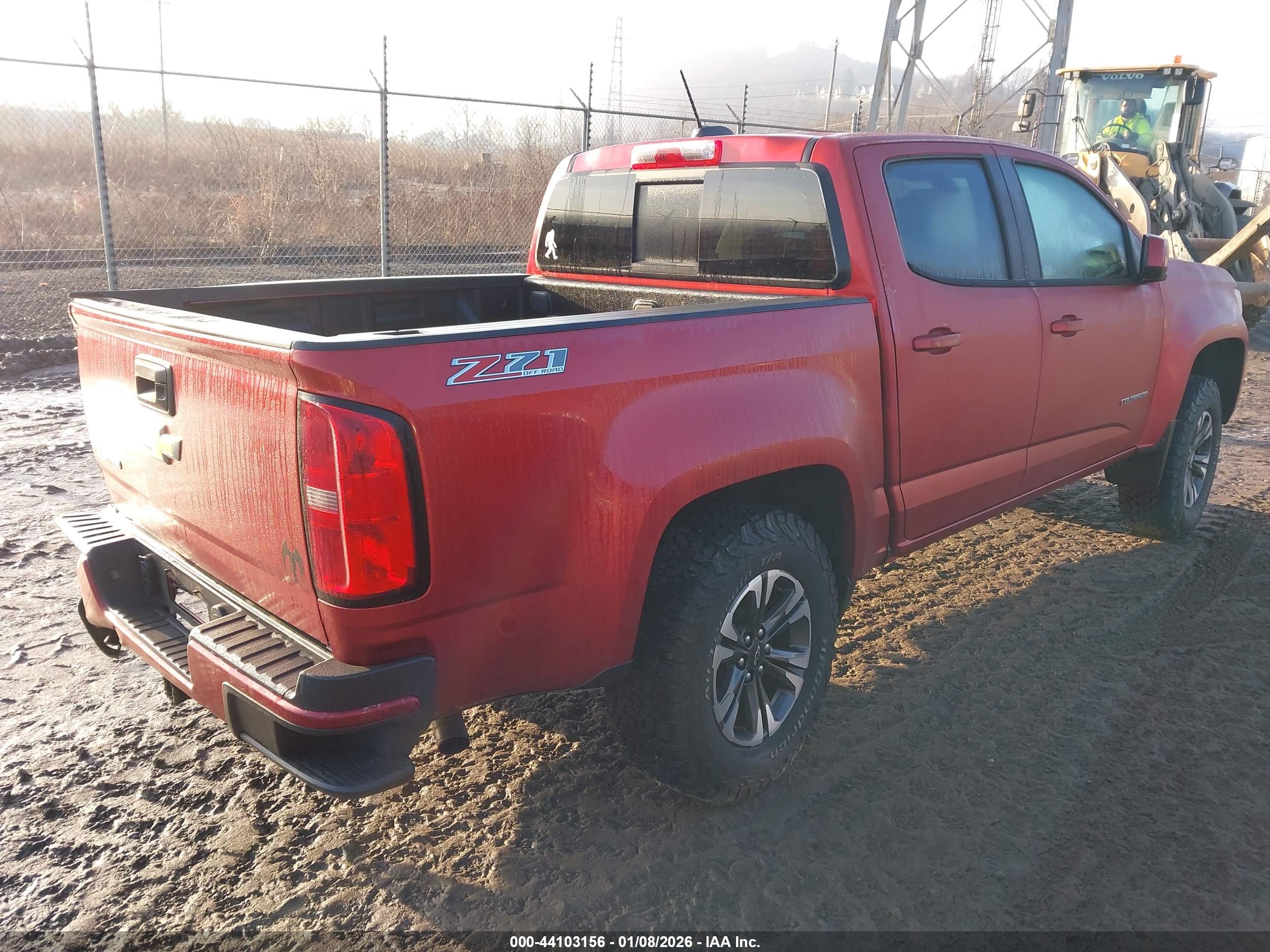 CHEVROLET COLORADO image 4