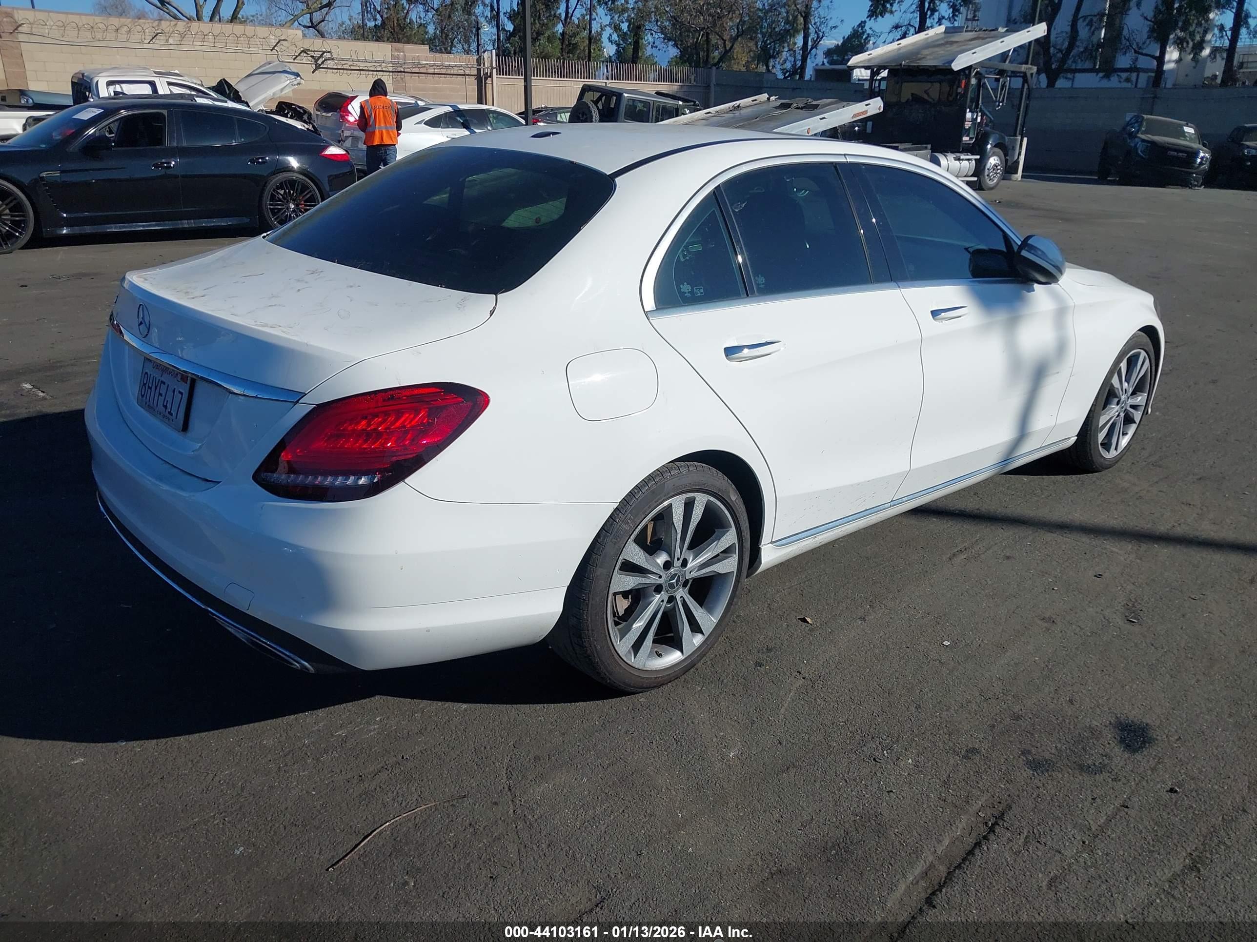 MERCEDES-BENZ C image 4