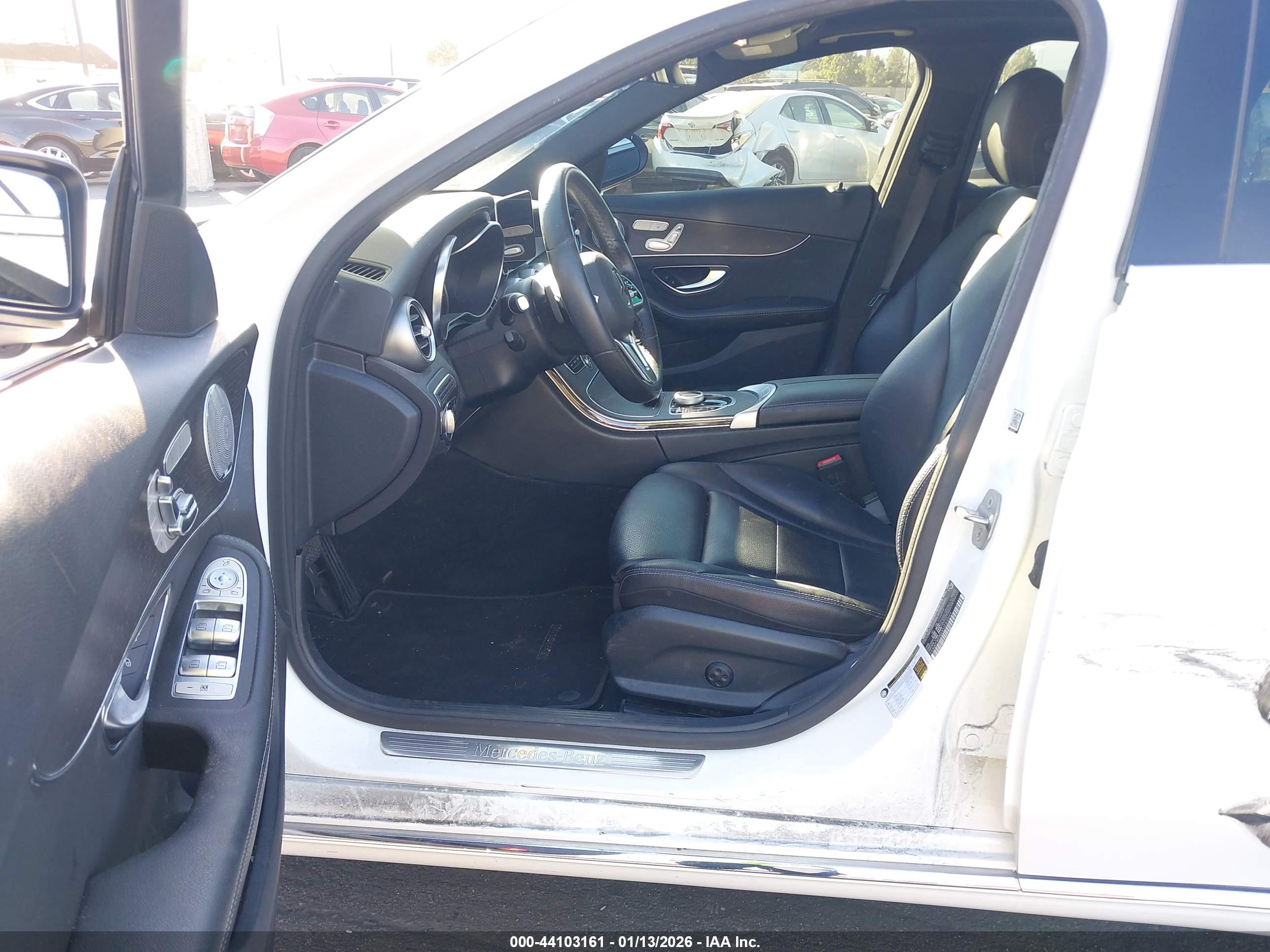 MERCEDES-BENZ C image 5