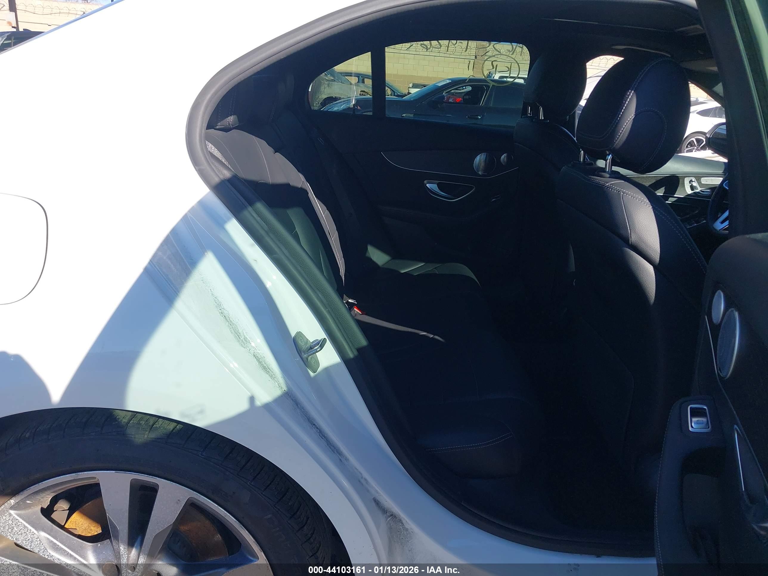 MERCEDES-BENZ C image 8