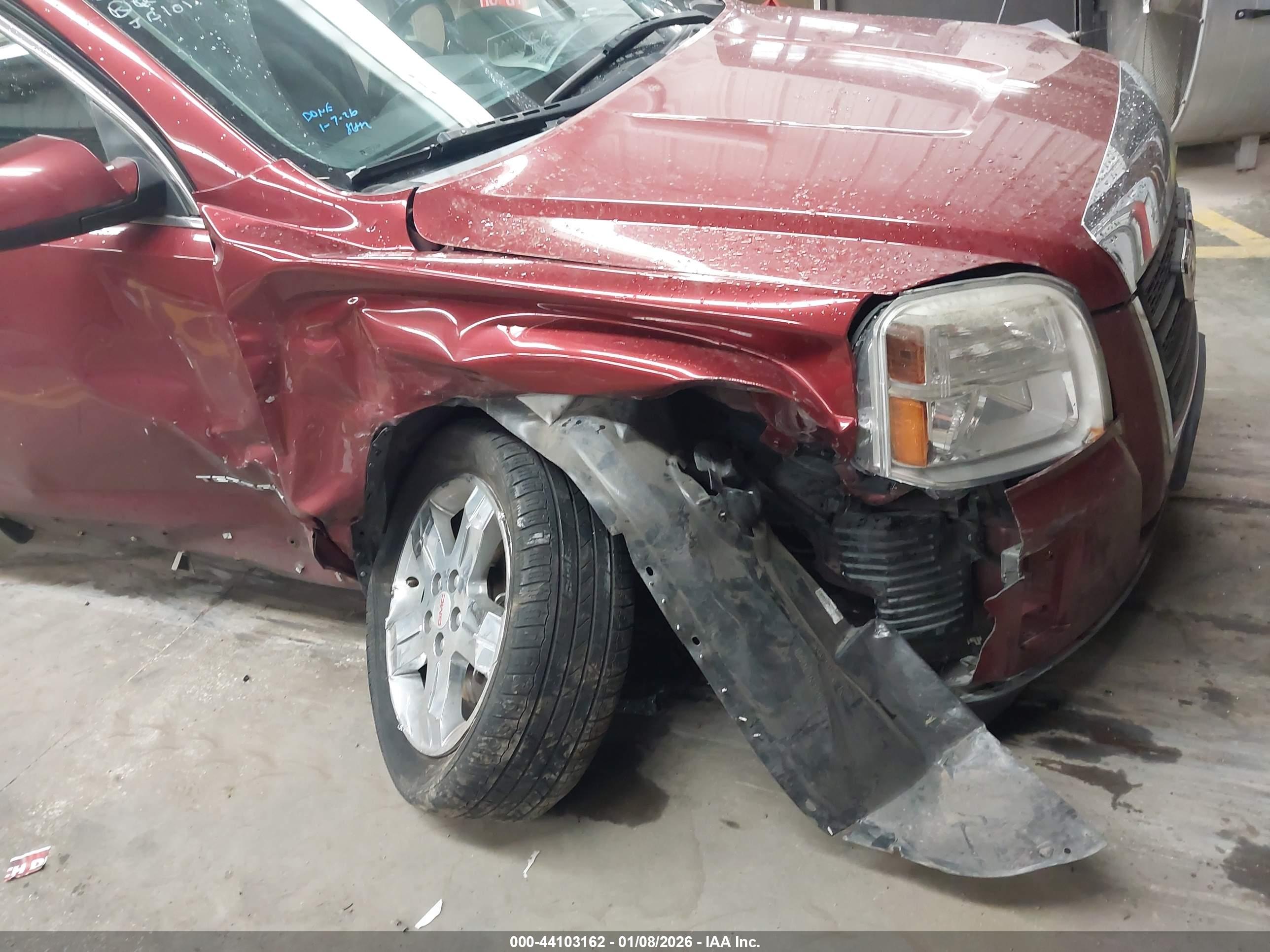 GMC TERRAIN image 6
