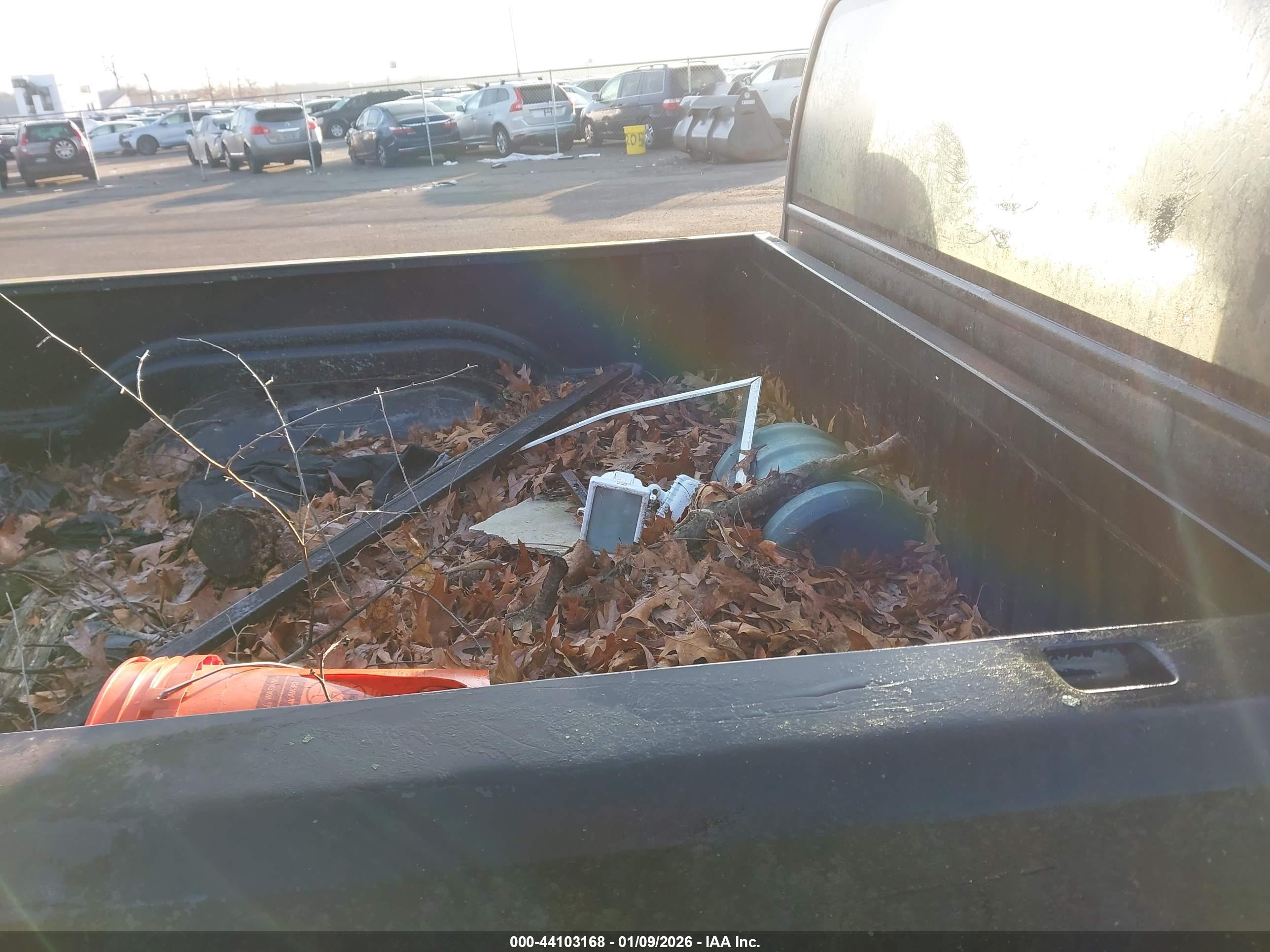 DODGE RAM image 8