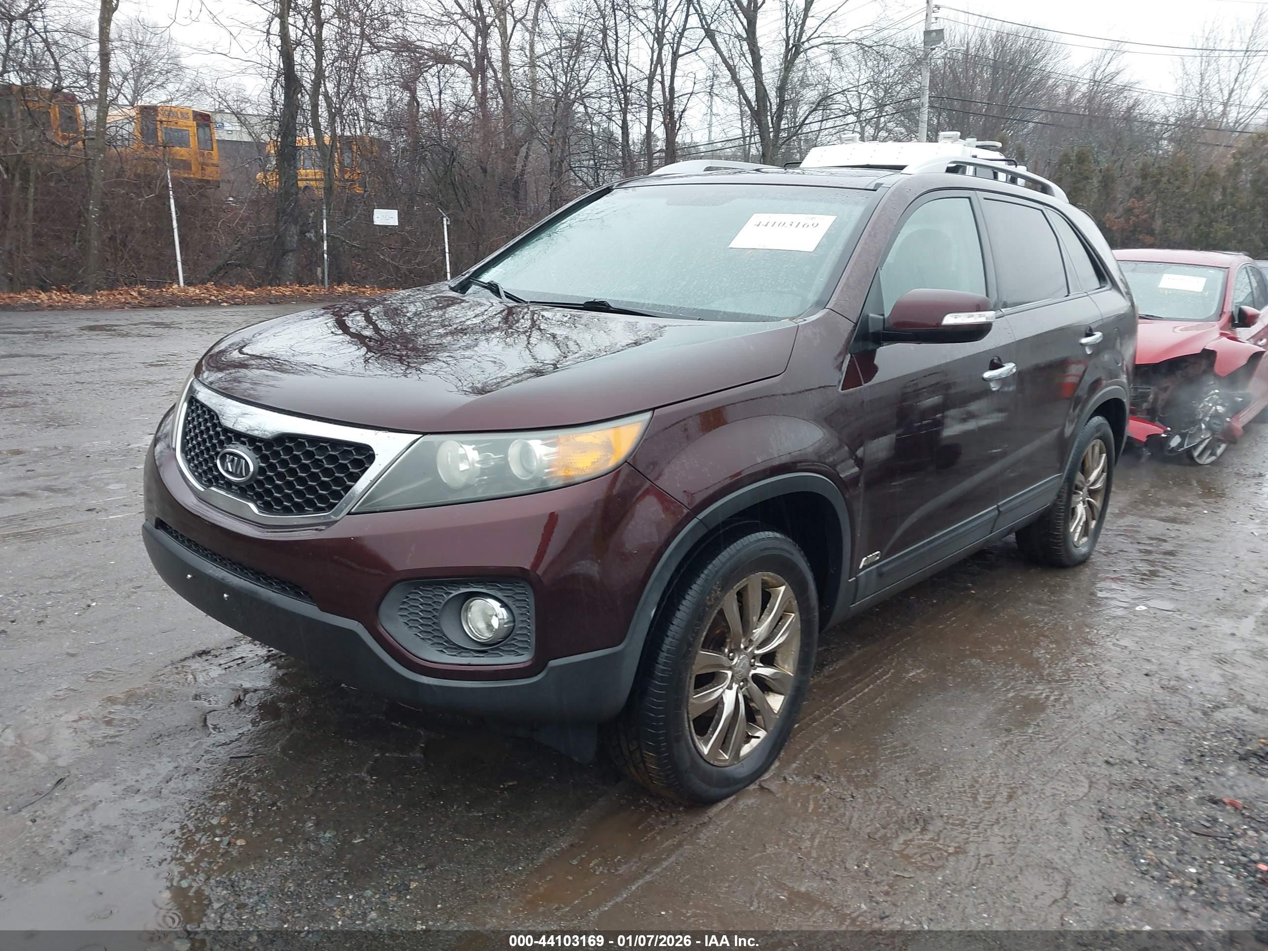 KIA SORENTO image 4