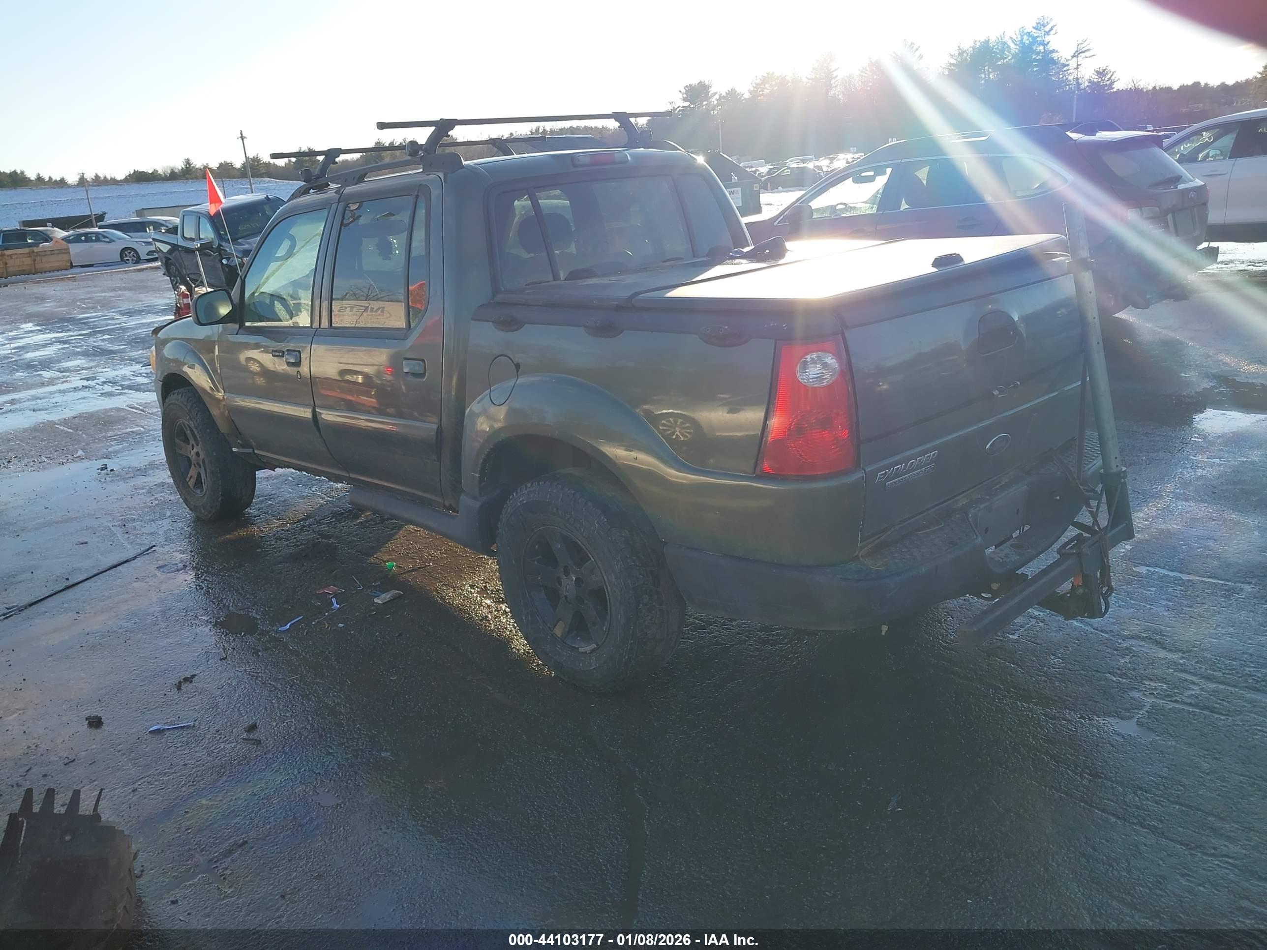 FORD EXPLORER image 3