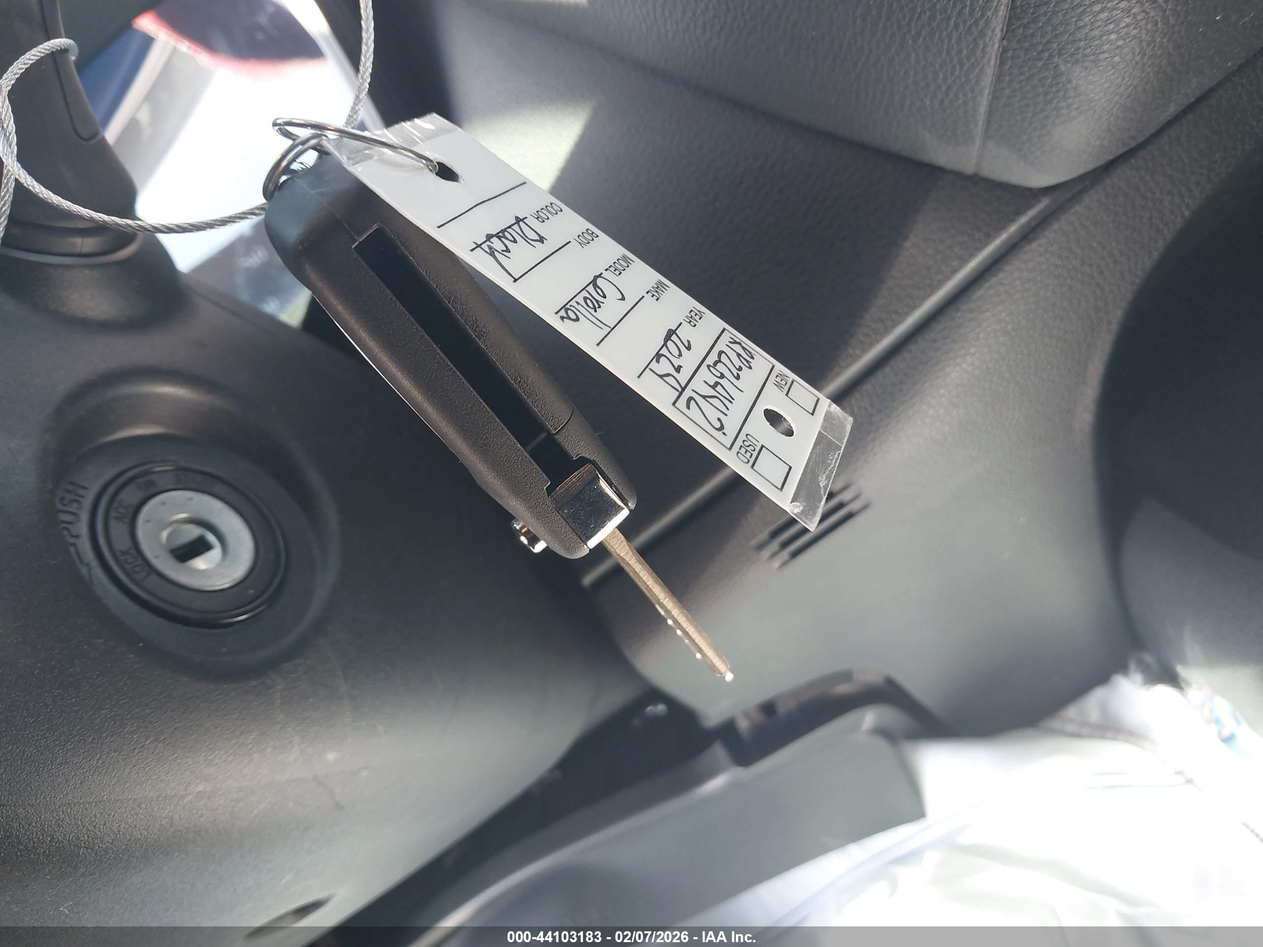 TOYOTA COROLLA image 11