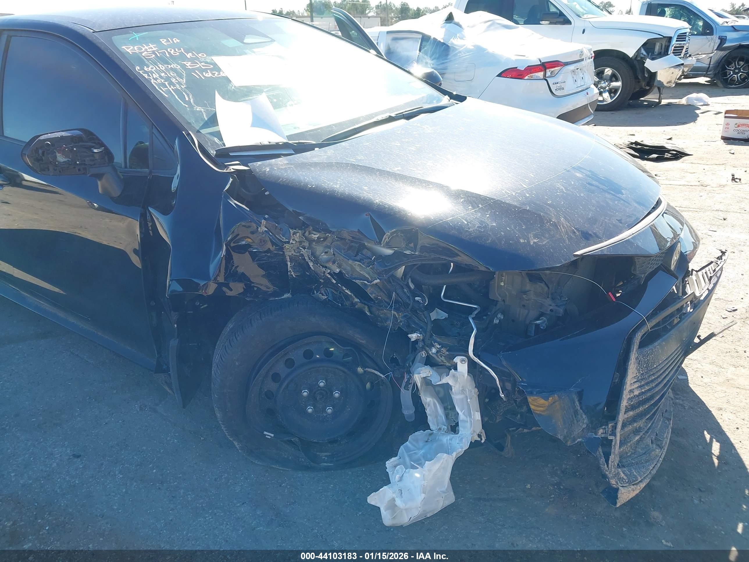 TOYOTA COROLLA image 6