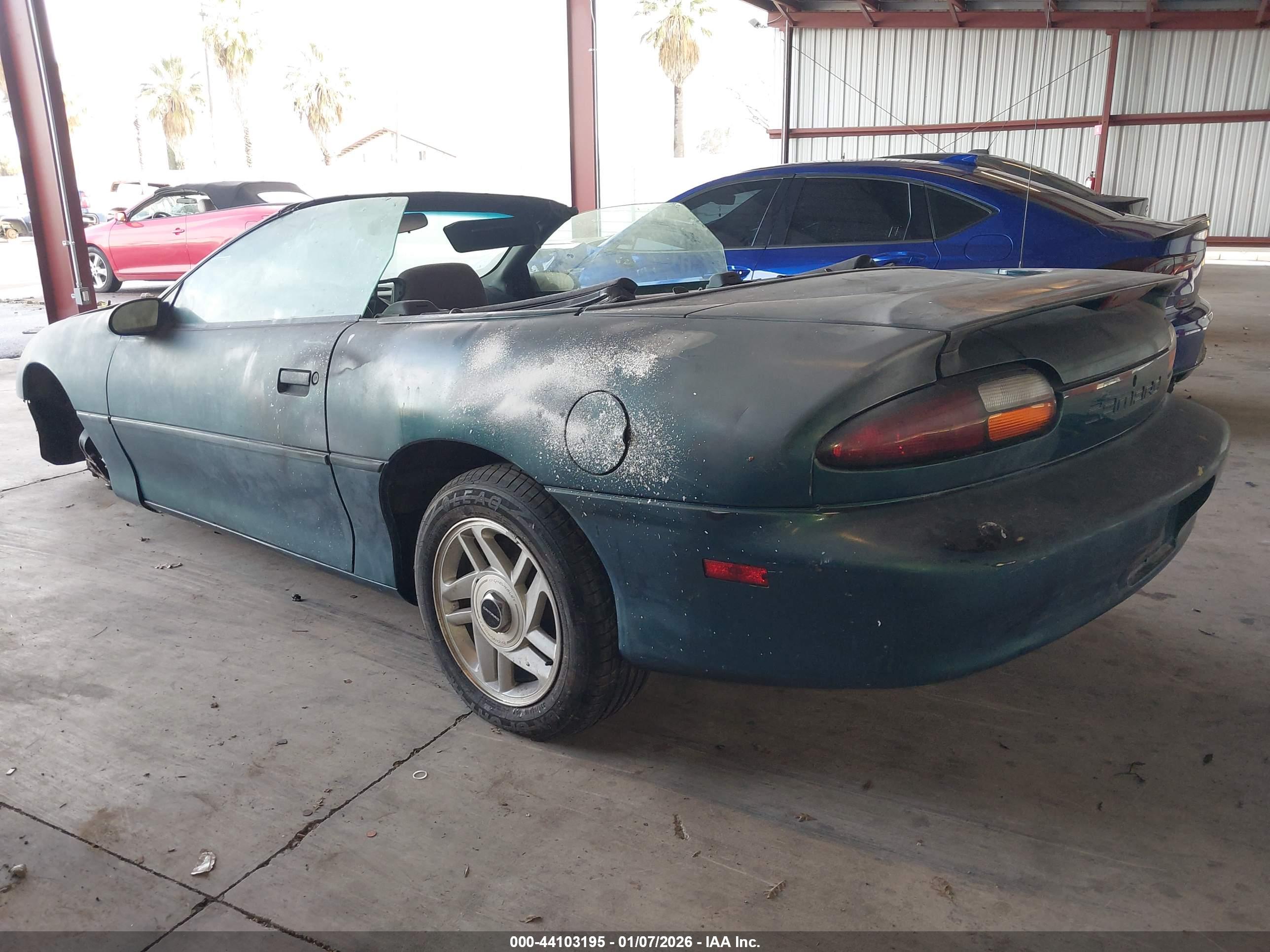 CHEVROLET CAMARO image 3