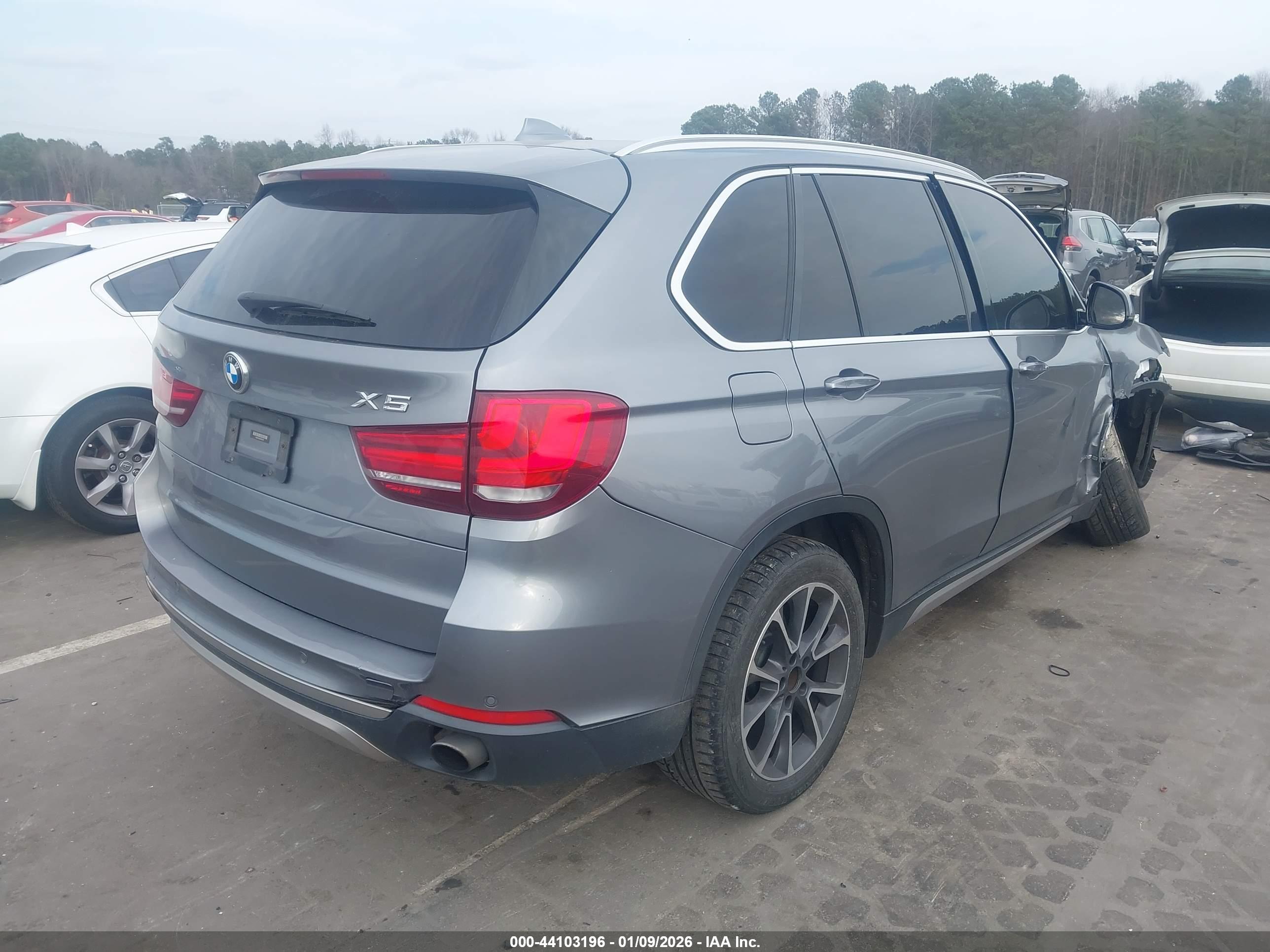 BMW X5 image 4