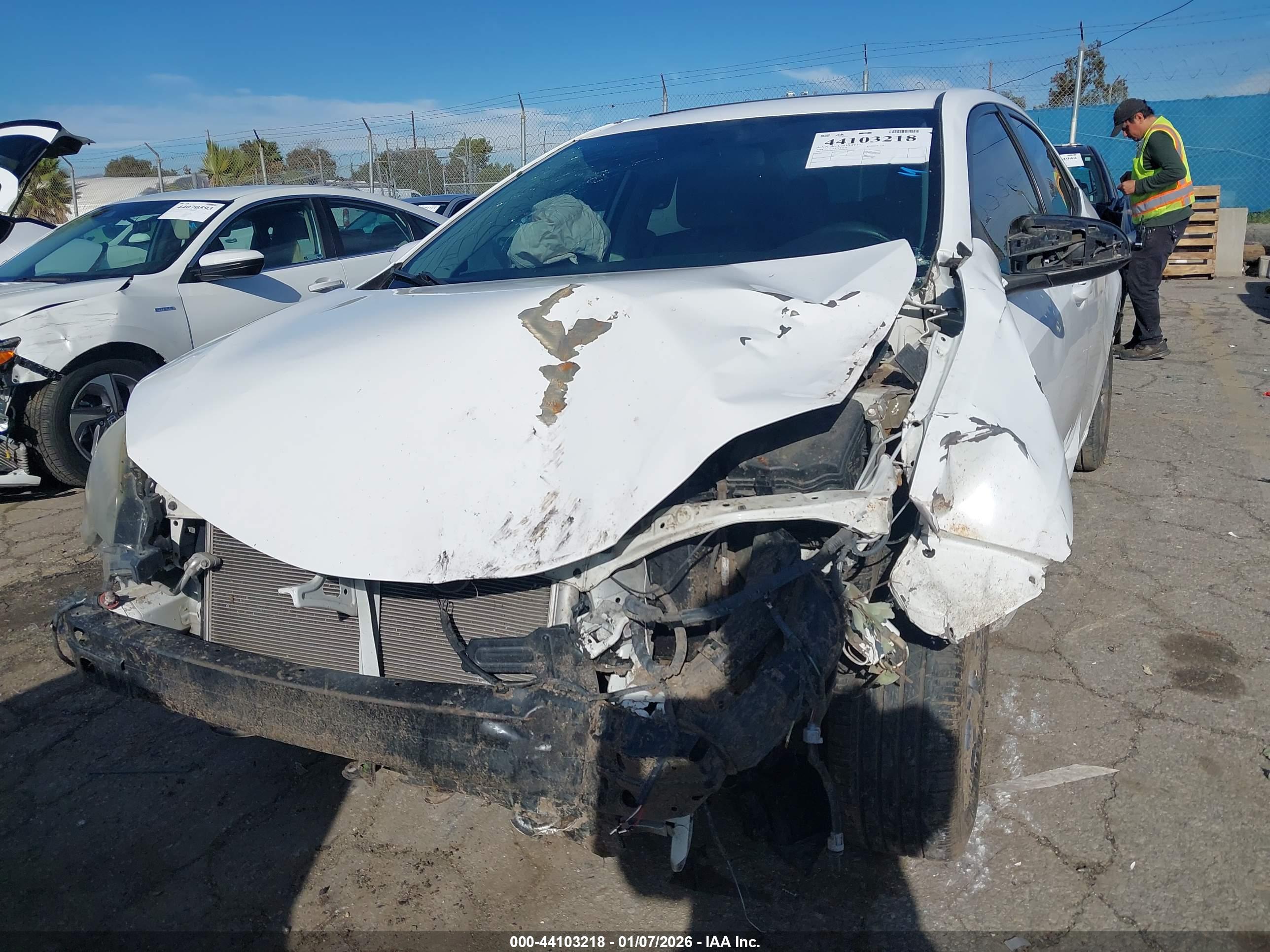 TOYOTA COROLLA image 6