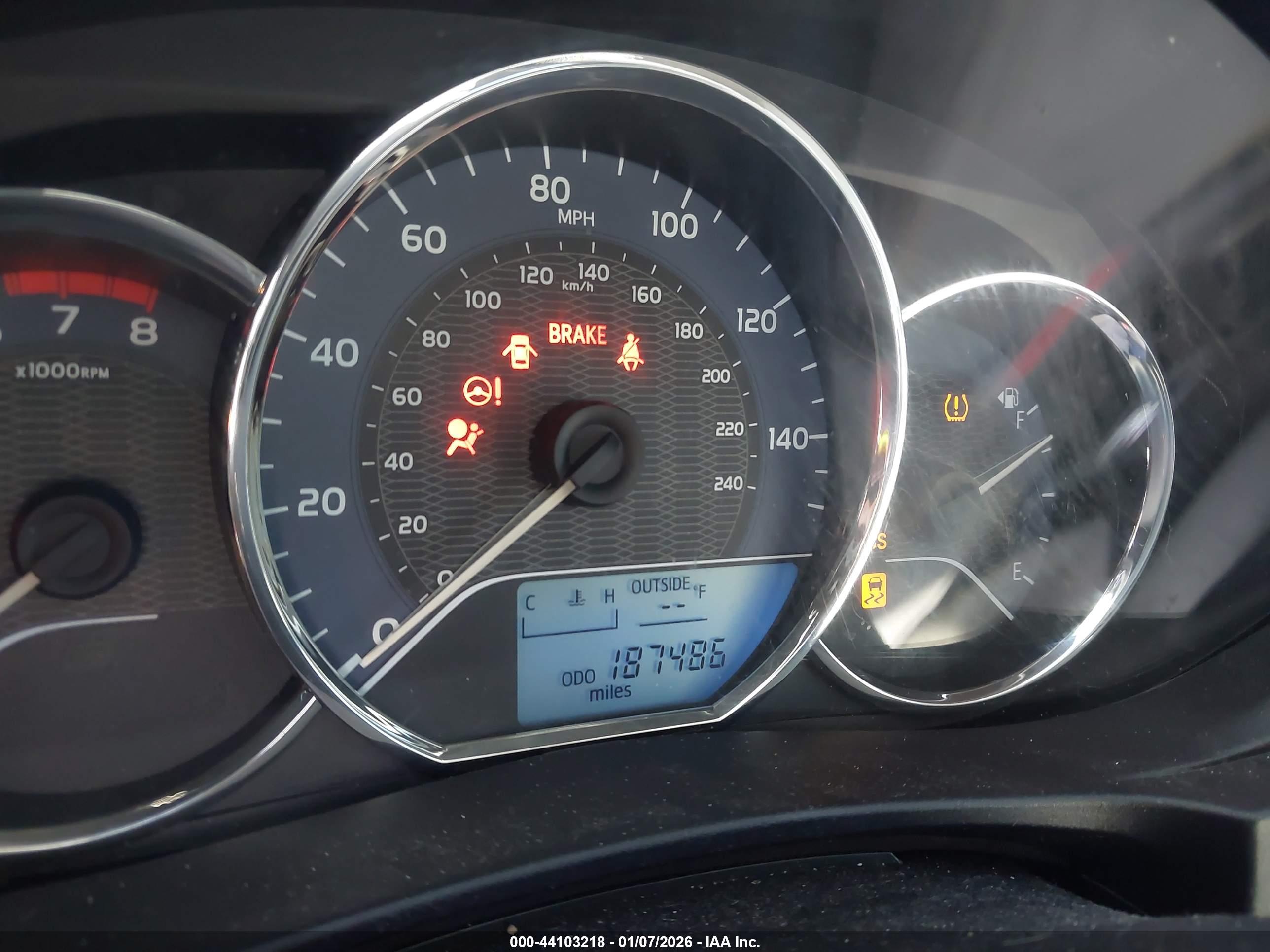 TOYOTA COROLLA image 7